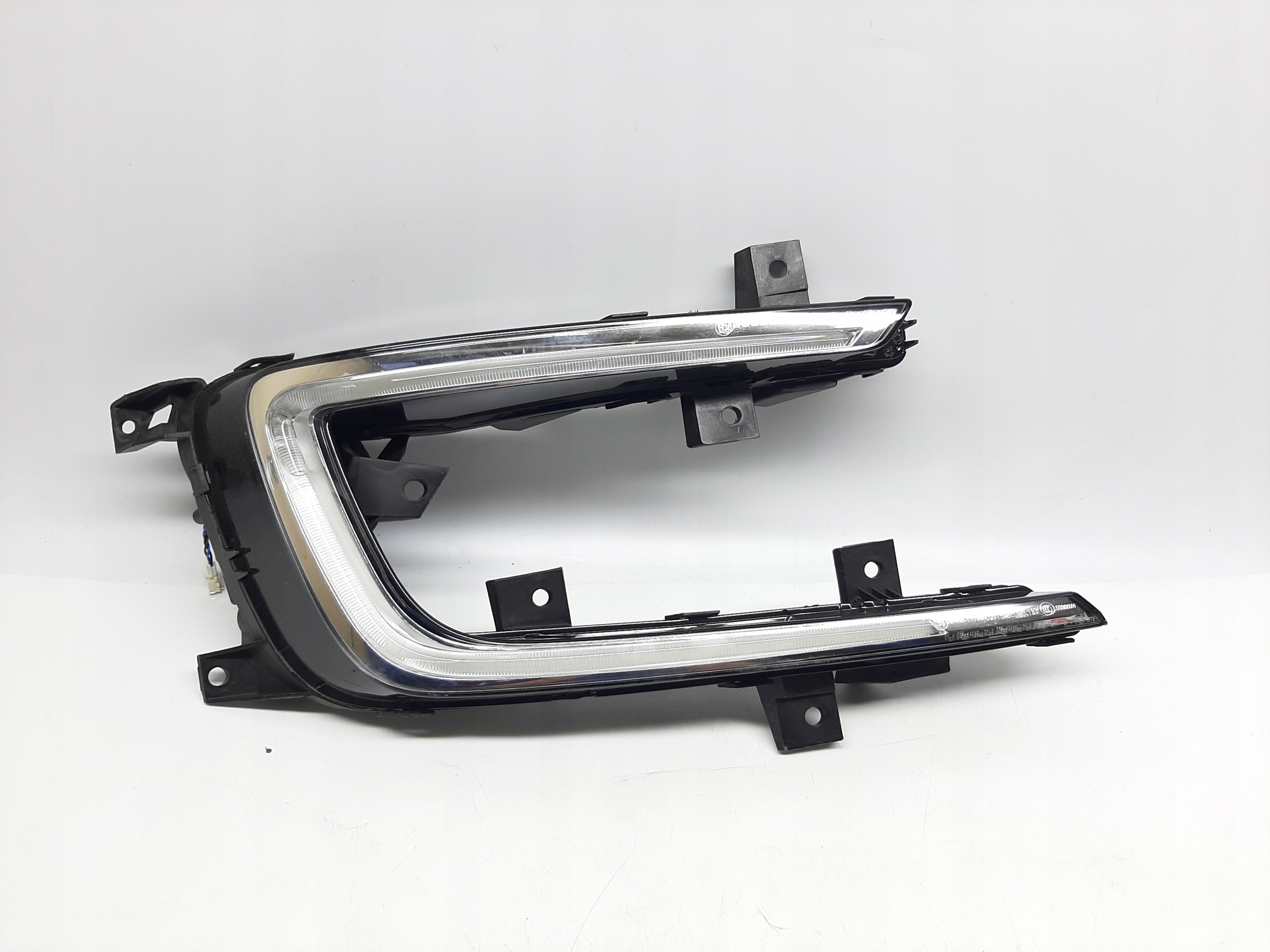 Volkswagen Golf 7 VII E-Golf Lampa Do Jazdy Dziennej Prawy DRL 5GE941056B