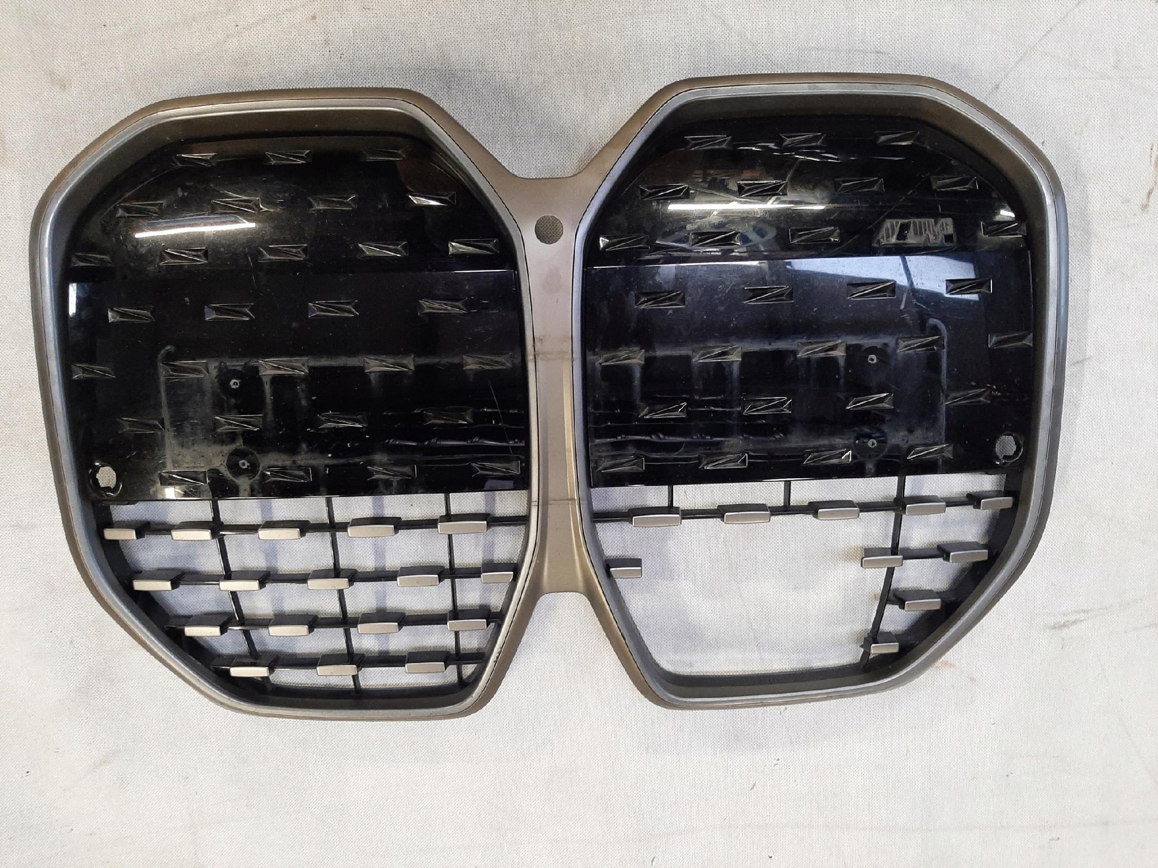 BMW 4 G26 ATRAPA NERKI CHŁODNICY GRILL ZDERZAKA PRZÓD 9463246