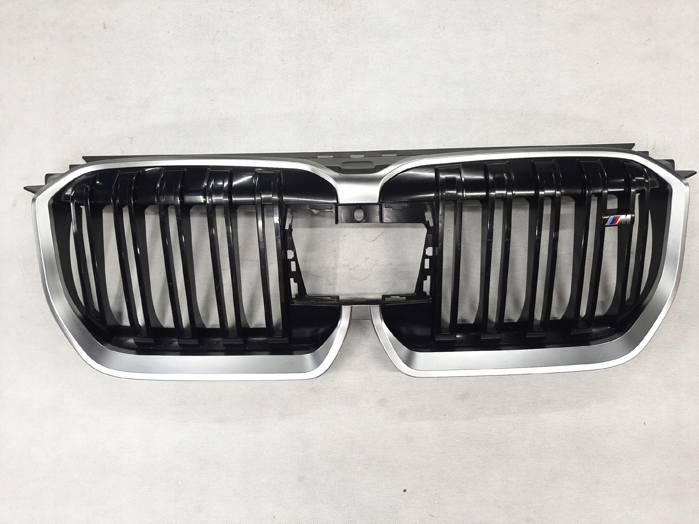 BMW X1 U11 M PAKIET 2022- KRATKA ATRAPA CHŁODNICY GRILL 9880303 9880305