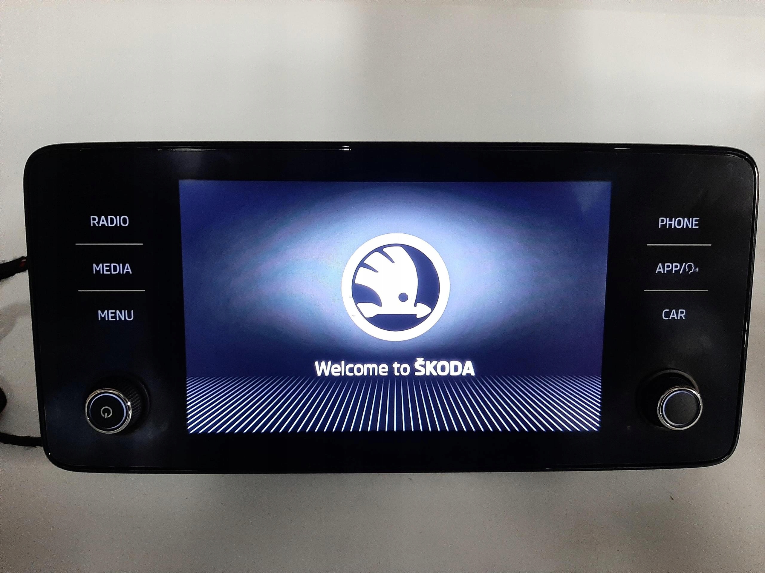 SKODA SCALA RADIO MEDIA EKRAN WYŚWIETLACZ NAVI 654035871B