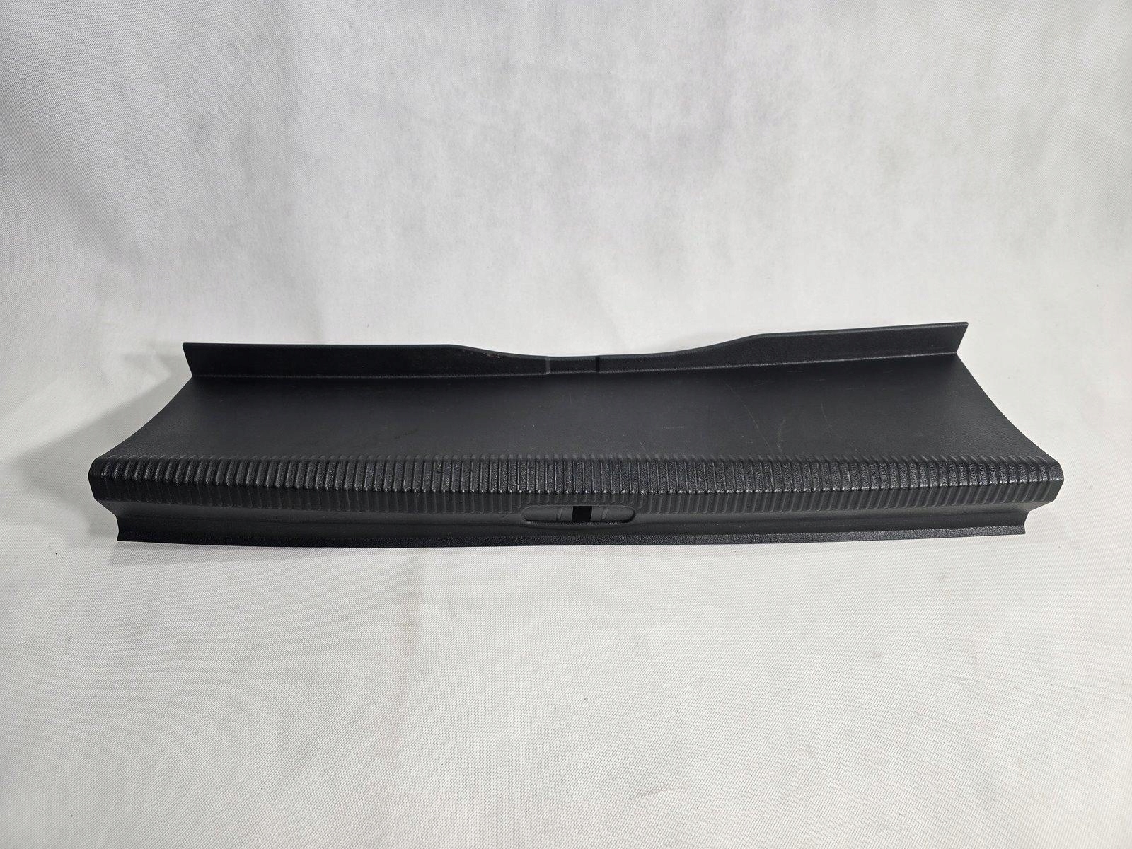 VW PASSAT B6 SEDAN OSŁONA PASA TYLNEGO TYŁ MASKOWNICA 3C5863459D