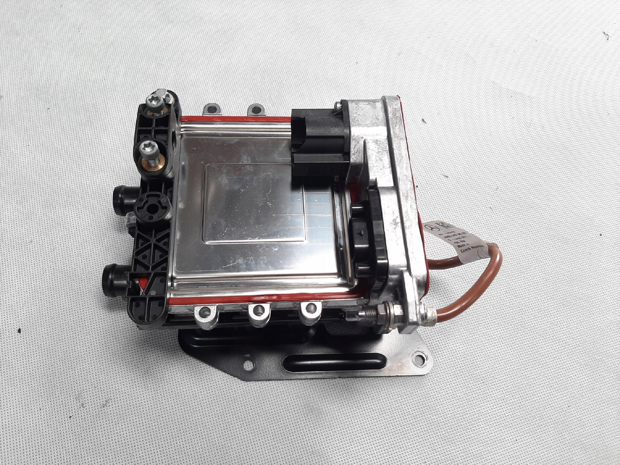 MERCEDES-BENZ EQC NAGRZEWNICA WYMIENNIK CIEPŁA A0008357300
