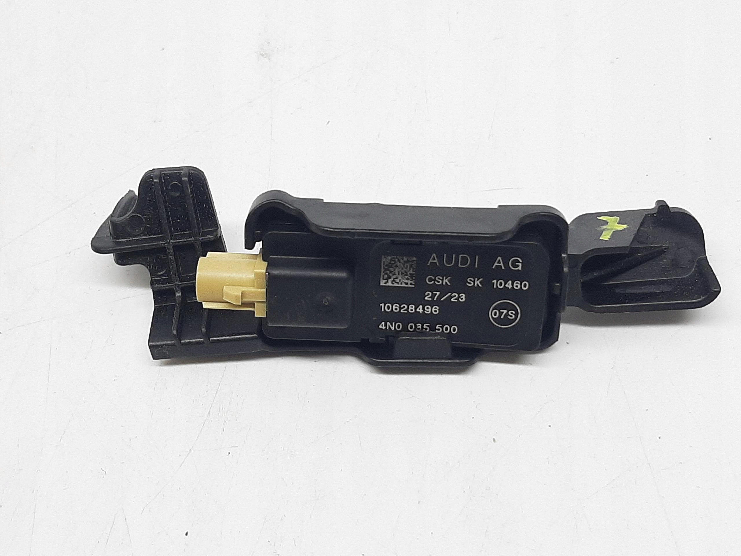 AUDI A5 SPORTBACK II LIFT 2021- WZMACNIACZ ANTENY 4N0035500