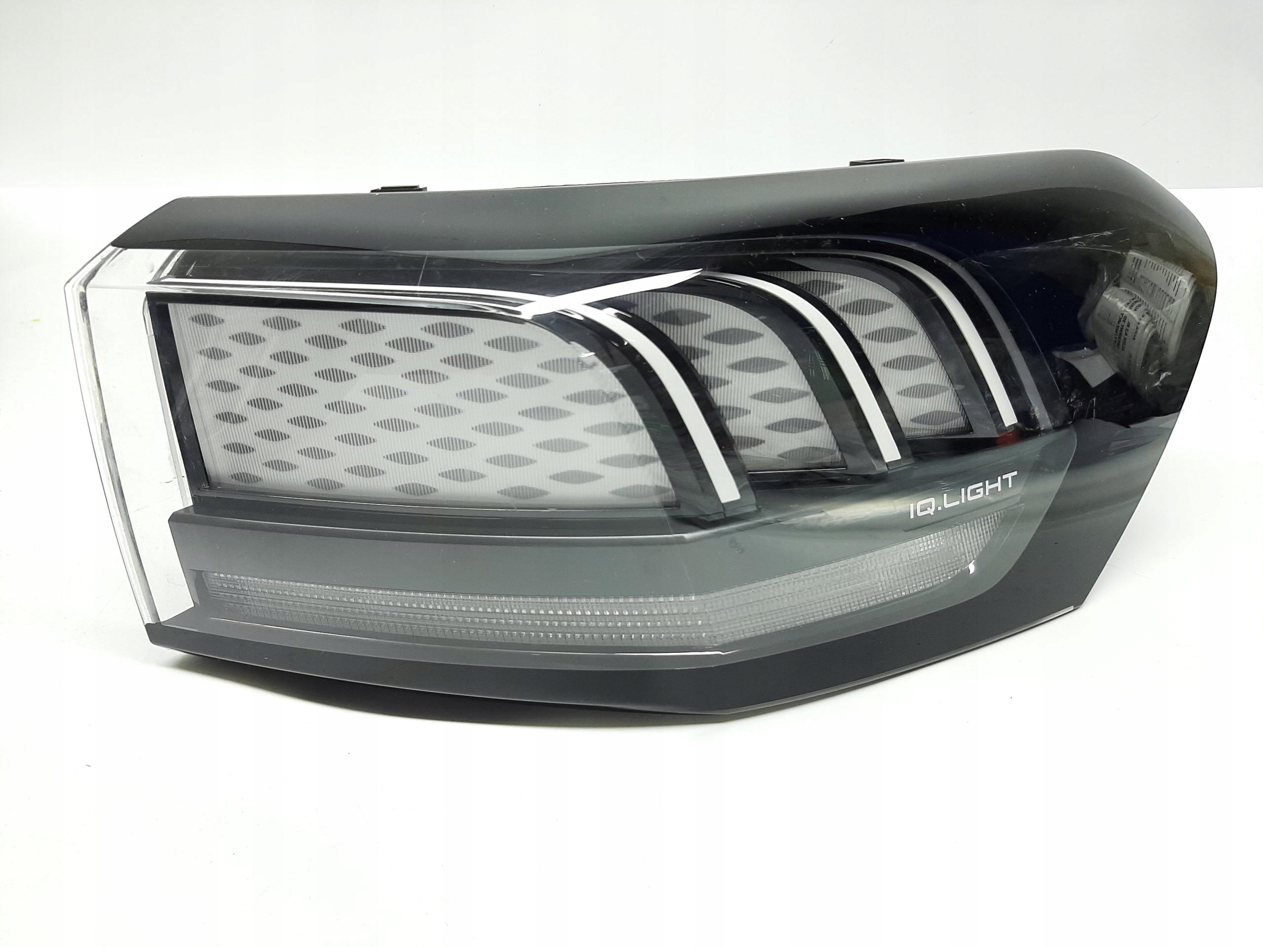 VW ID7 ID.7 LAMPA PRAWA TYLNA TYŁ IQ LIGHT LED 14B945208A