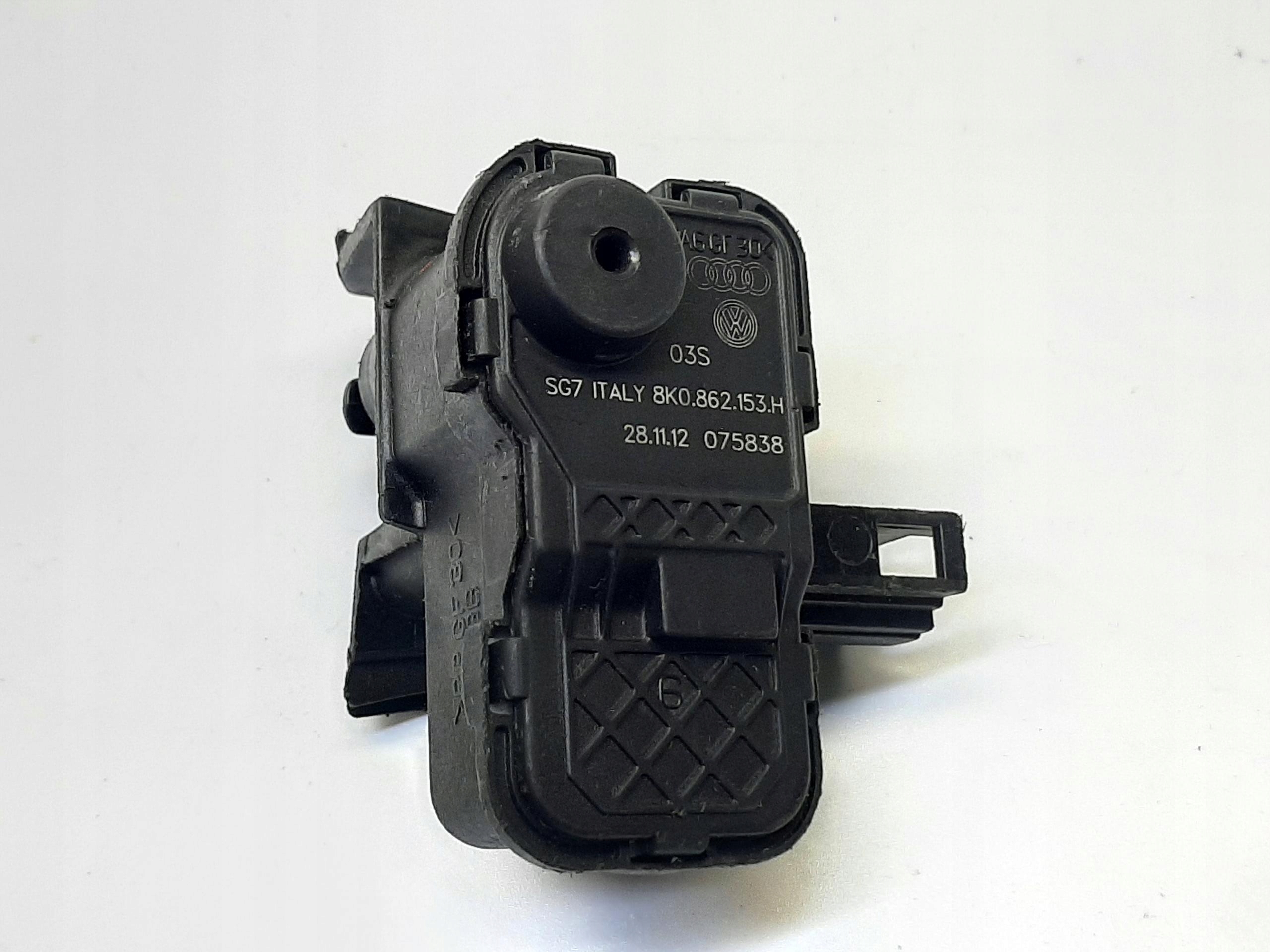 AUDI A5 8T SILNICZEK BLOKADY WLEWU PALIWA 8K0862153H