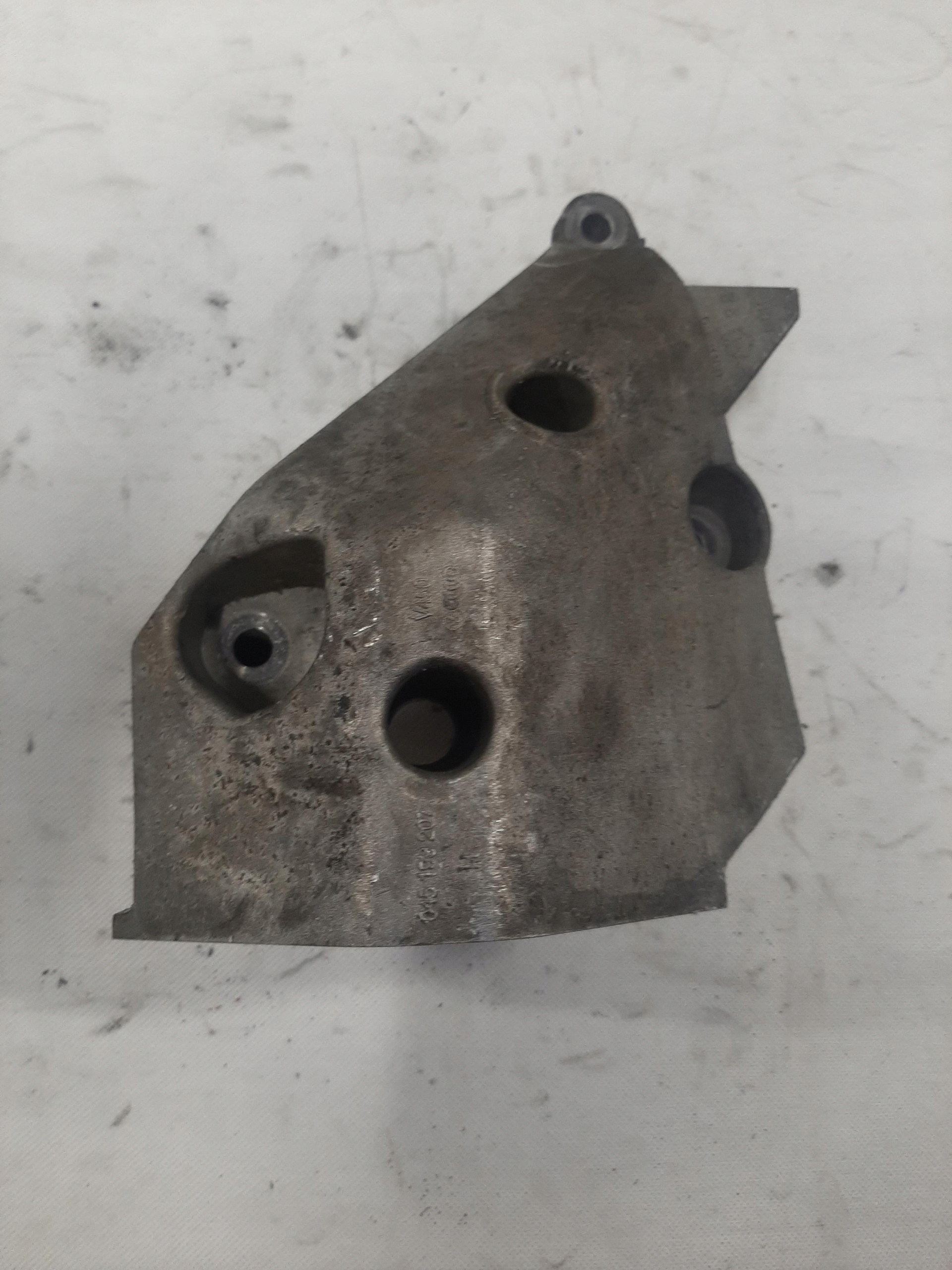 VW POLO V 6R SEAT IBIZA III 1.4 TDI ŁAPA MOCOWANIE SILNIKA 045199207