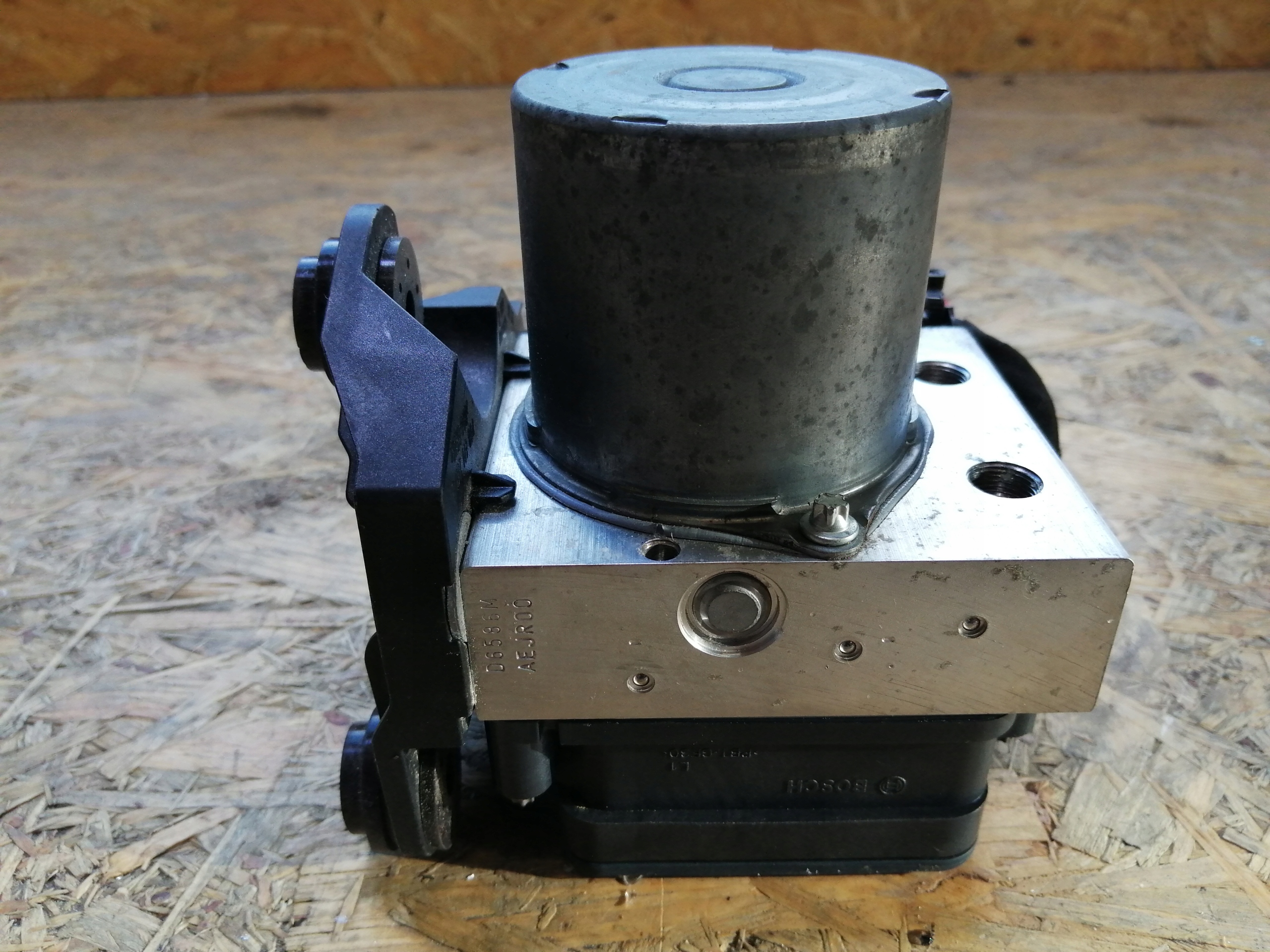 VW POLO POMPA STEROWNIK MODUŁ ABS 2Q0614517AA 2Q0614517N