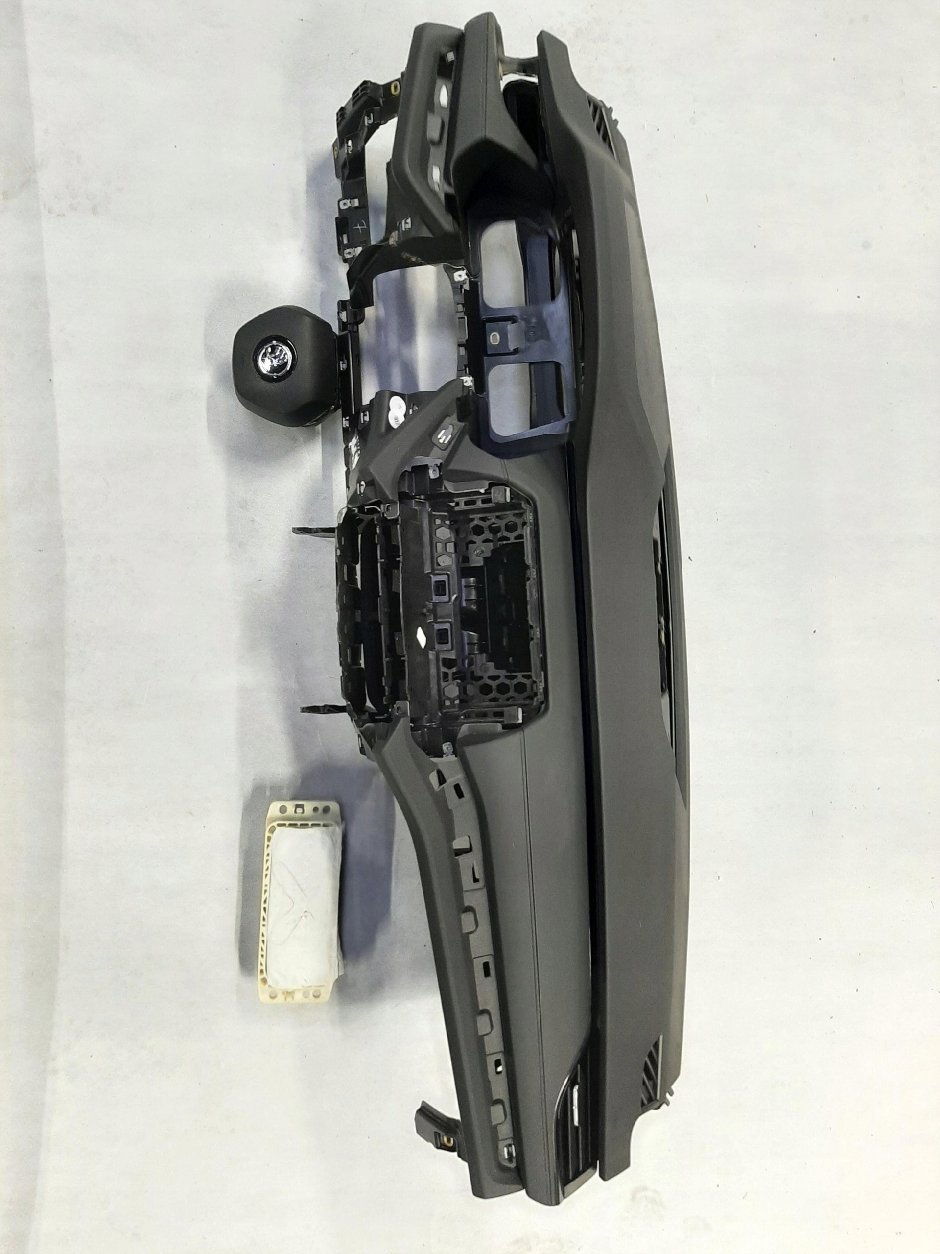SKODA OCTAVIA IV DESKA ROZDZIELCZA KOKPIT 5E4857181 5E3880201AC 5H0880204G