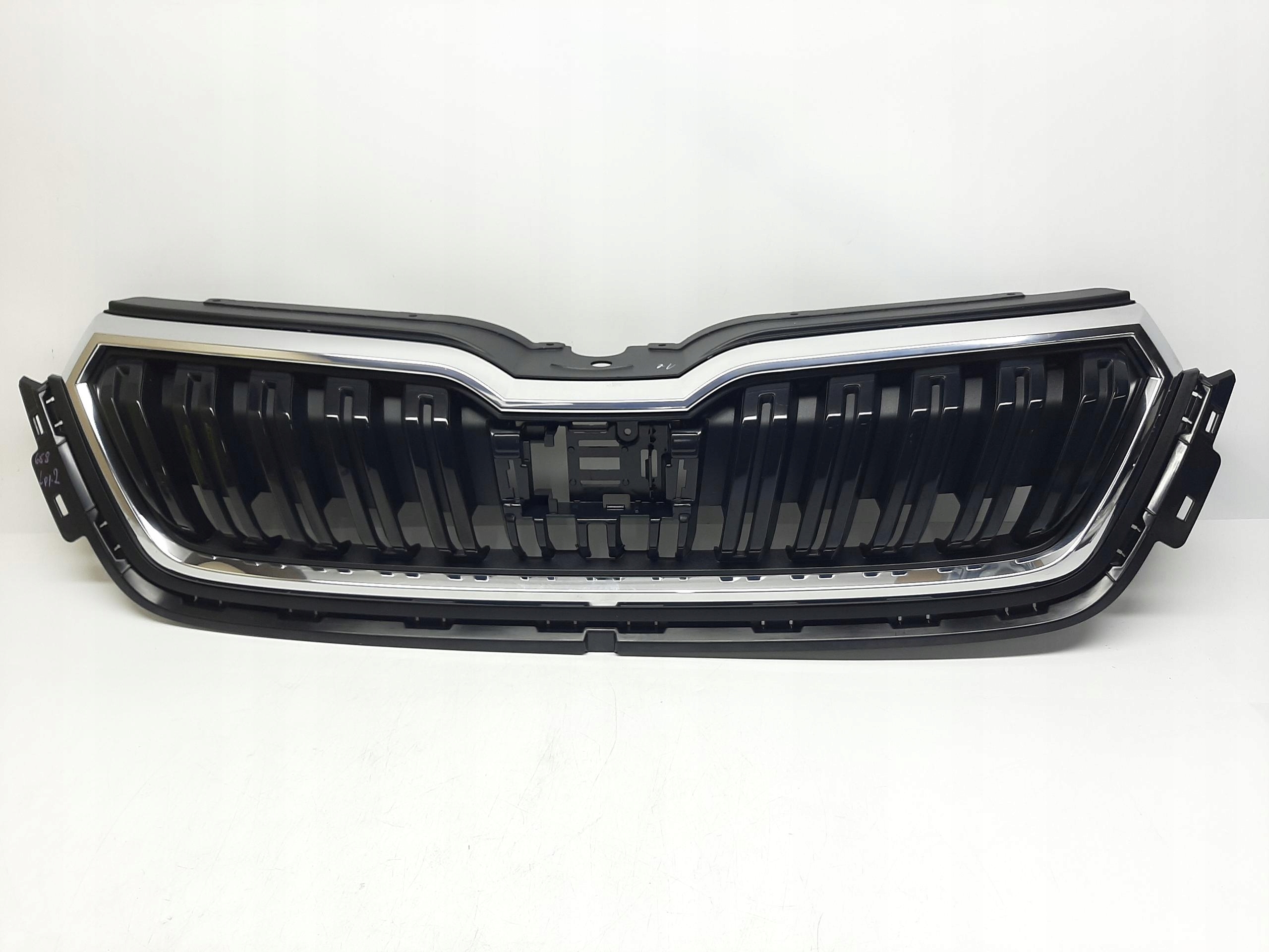 SKODA KAMIQ ATRAPA CHŁODNICY GRILL 658853653A