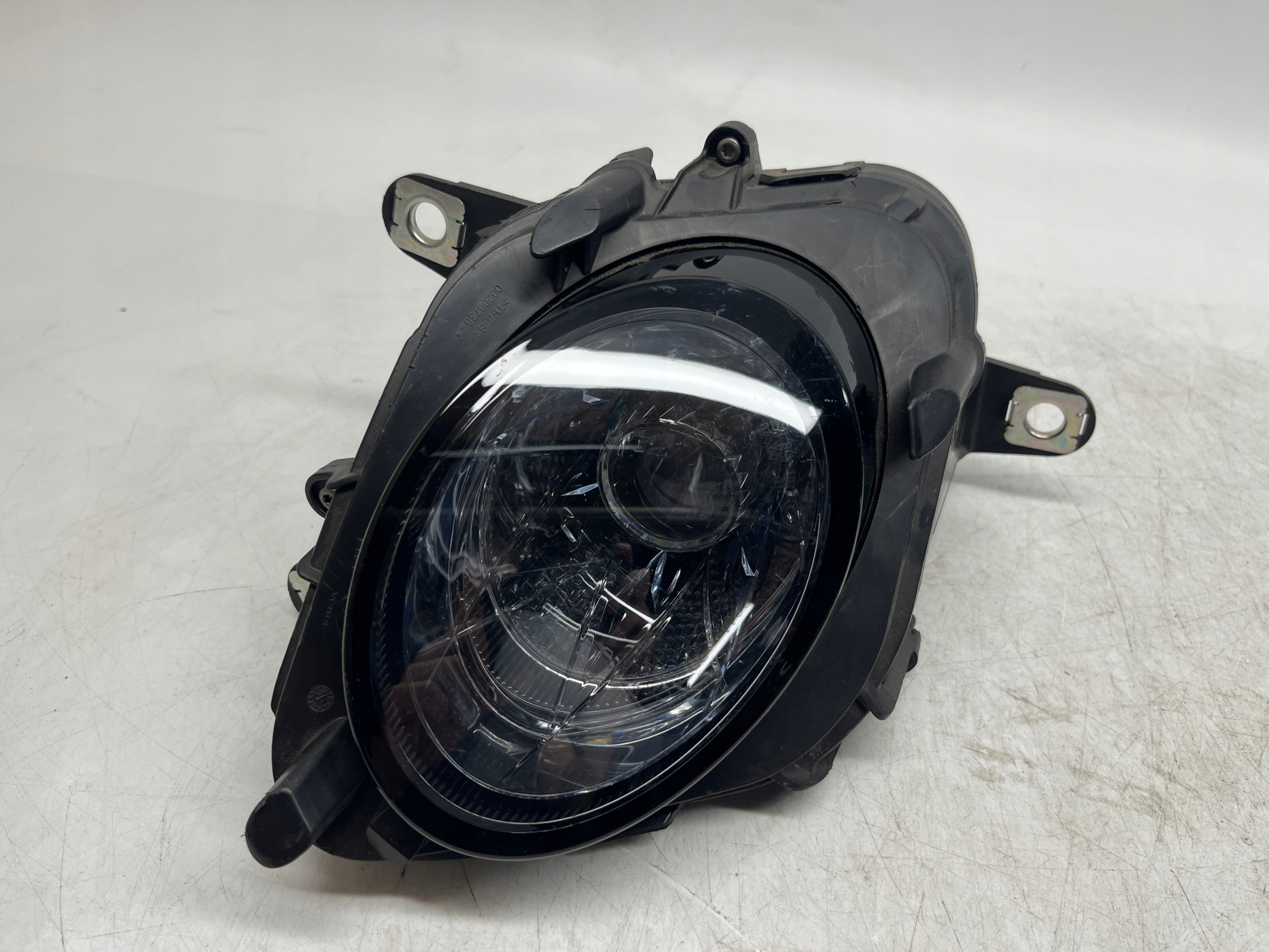 BENTLEY CONTINENTAL GT LAMPA PRAWA KIERUNKOWSKAZ DRL HALOGEN LED 3SD953042A