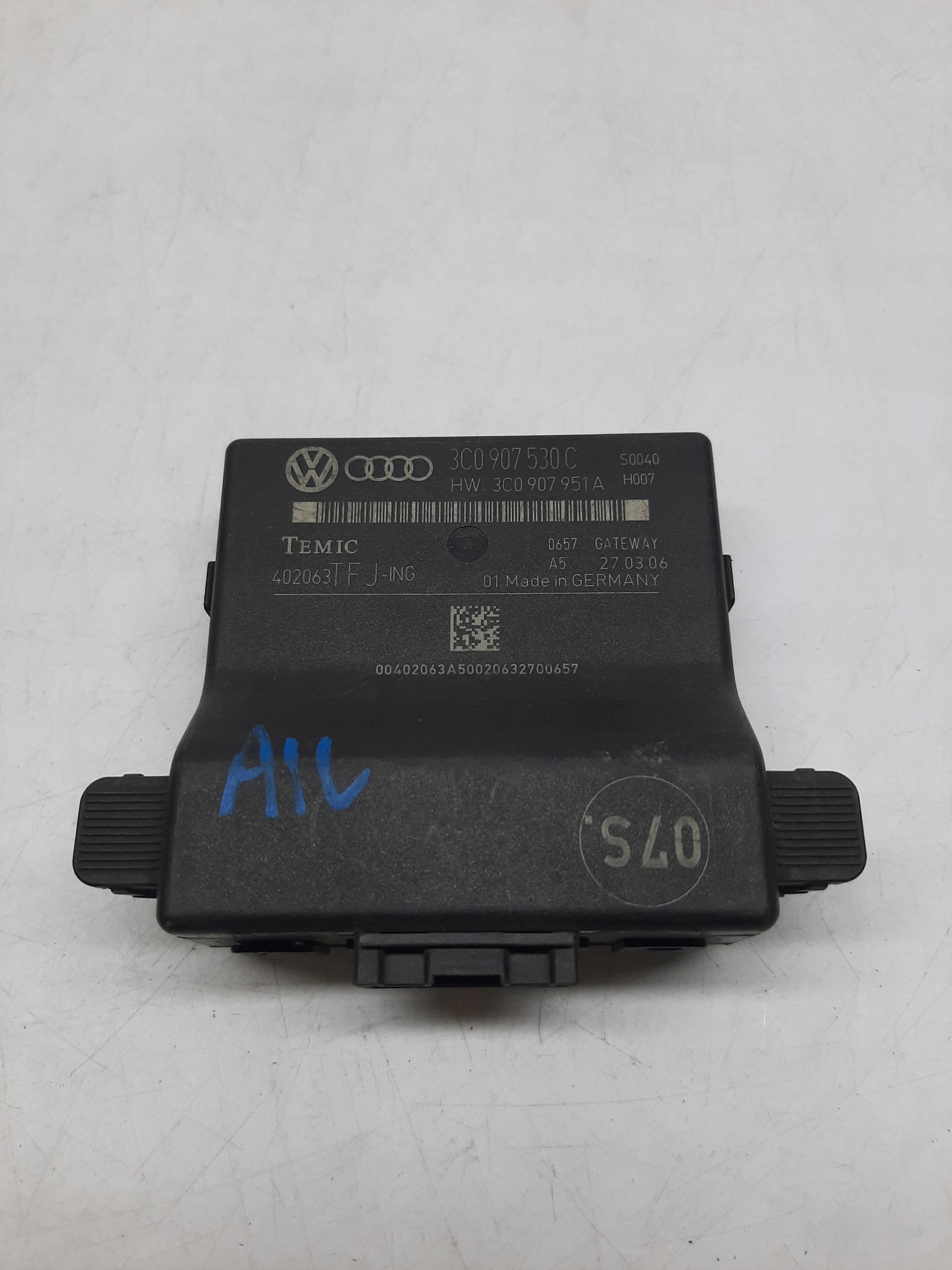 VW PASSAT B6 GOLF V MODUŁ INTERFACE GATEWAY 3C0907530C 3C0907951A
