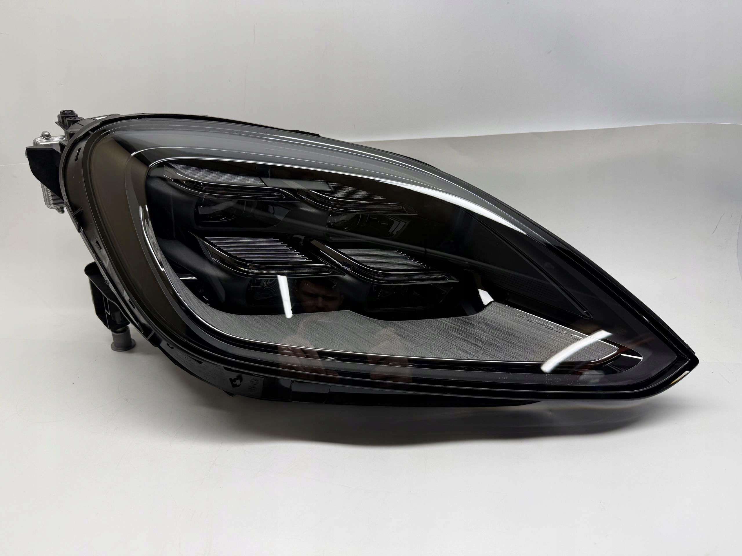 PORSCHE CAYENNE E3 LIFT REFLEKTOR LAMPA PRAWY PRZÓD LASER 9Y0941086T