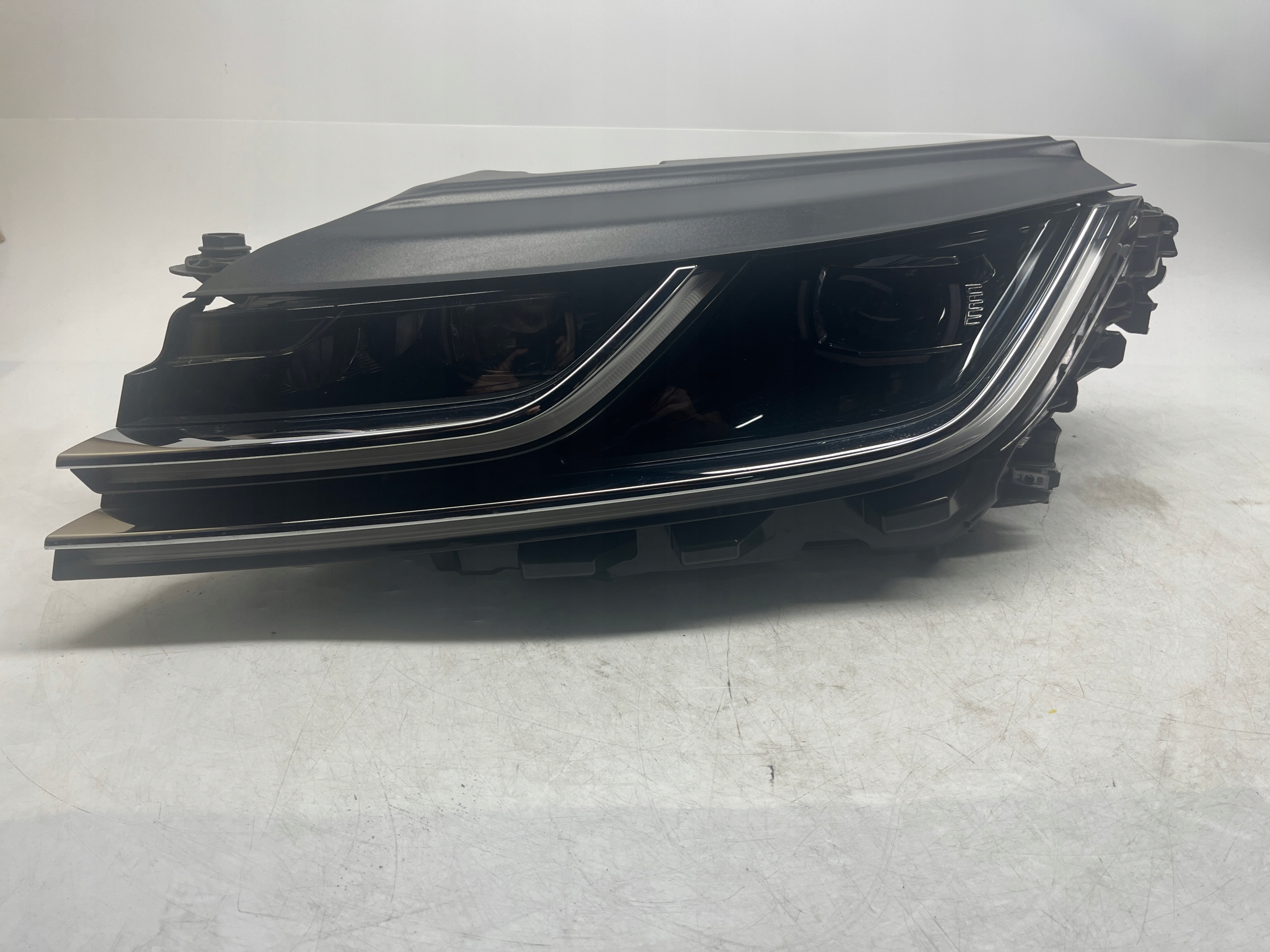Volkswagen ARTEON LAMPA REFLEKTOR PRAWY PRZÓD PRZEDNI FULL LED 3G8941082K