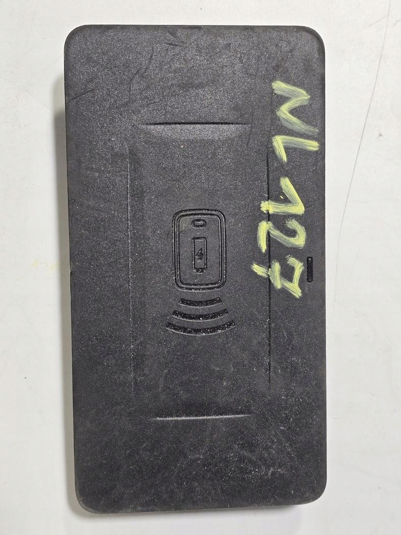 BMW G01 G11 G15 G16 G20 G21 G22 G26 G30 ŁADOWARKA INDUKCYJNA 5A1DB18
