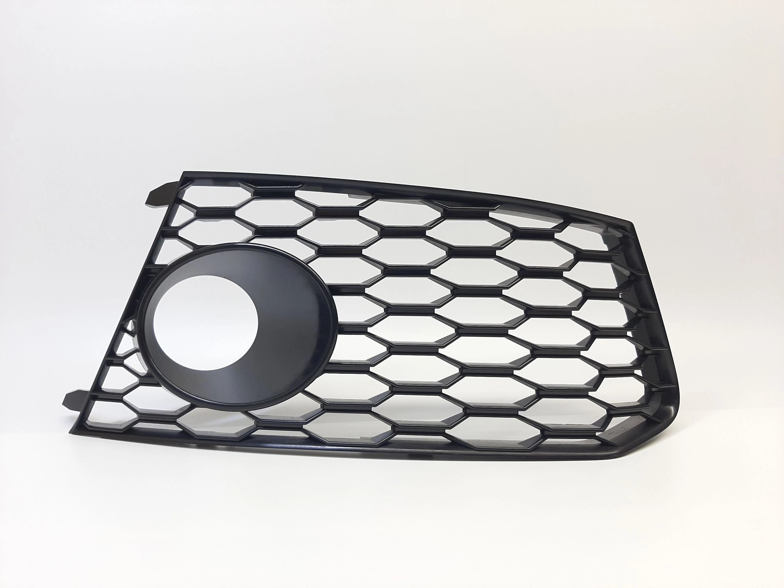 AUDI RS6 C7 KRATKA ATRAPA PRAWA RADAR 4G0807682T nowa radar ACC