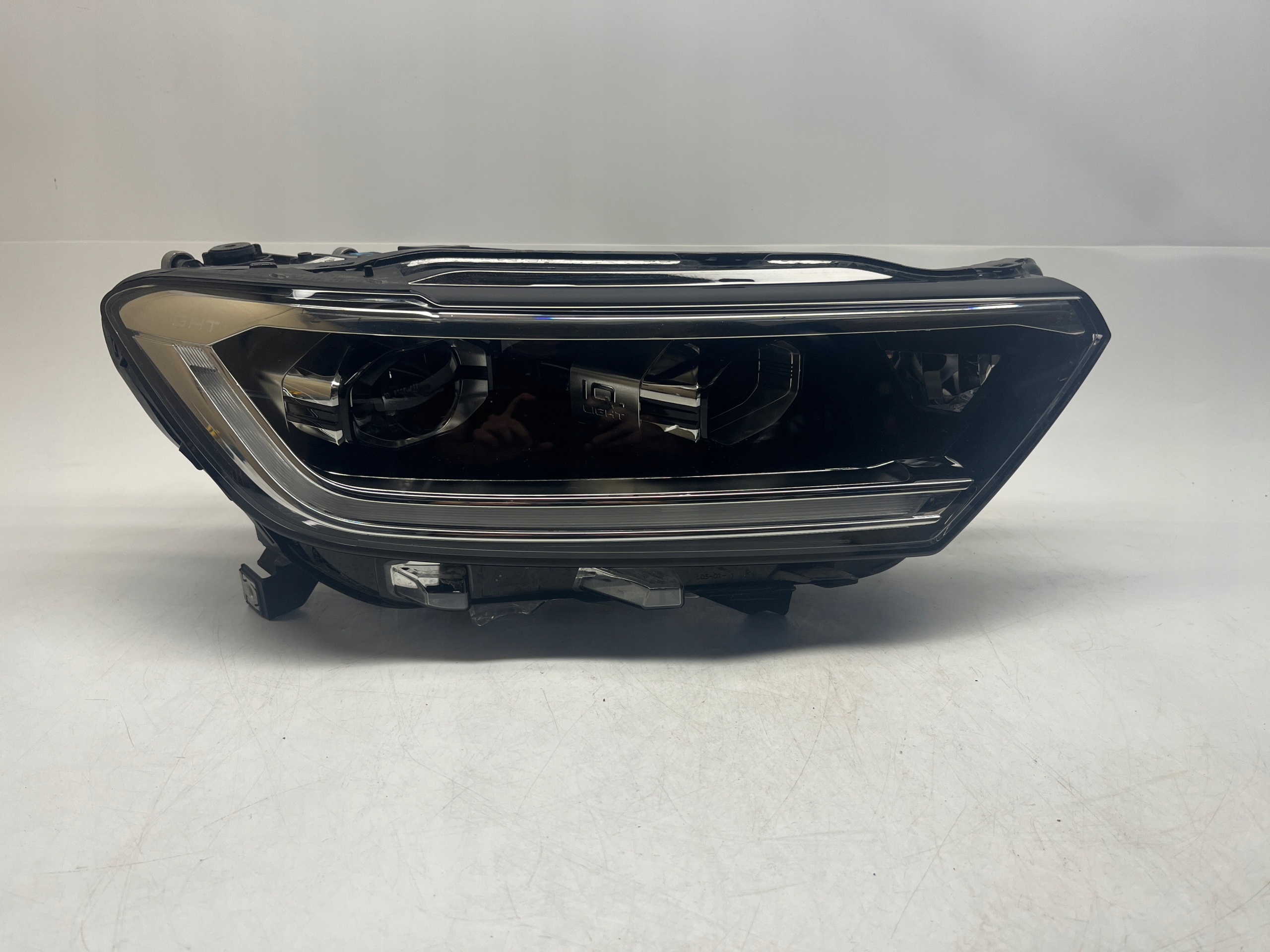 Volkswagen T-ROC REFLEKTOR LAMPA PRAWA PRZÓD LED MATRIX BEAM 2GA941036AF