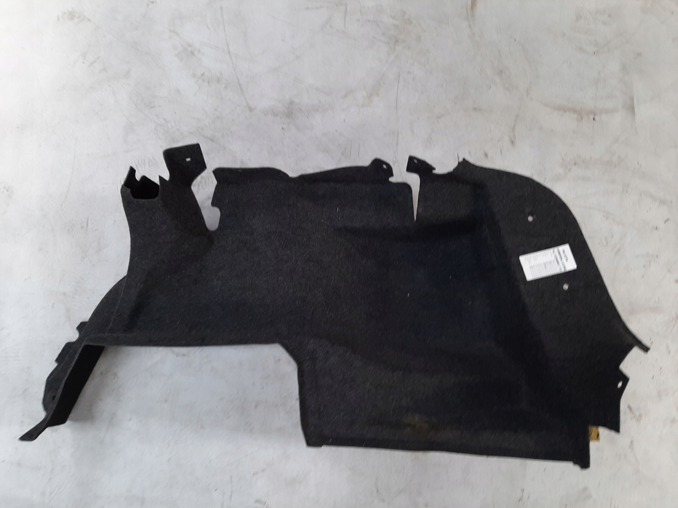 VW JETTA VI PRAWA PRAWY TAPICERKA BOCZEK BAGAŻNIKA 5C6867428D
