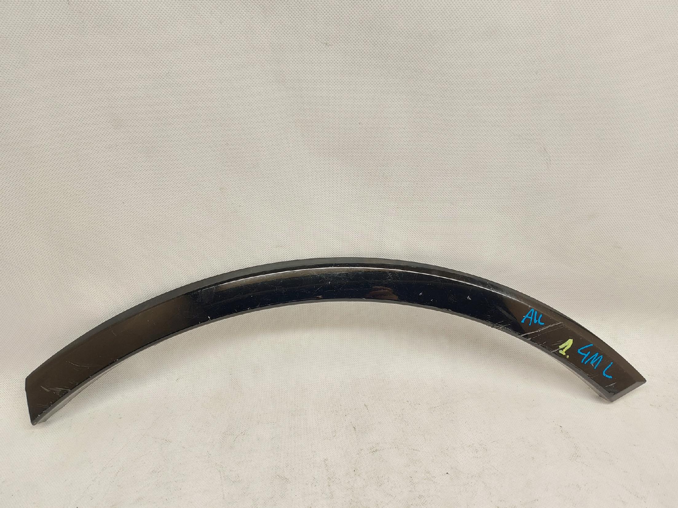 AUDI Q7 4M0853817E LISTWA BŁOTNIKA TYŁ LEWA nakładka