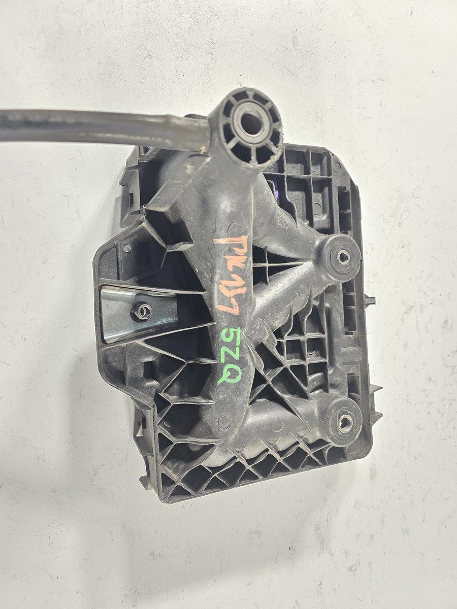 VW POLO V 6R SEAT IBIZA III IV PODSTAWA AKUMULATORA 5ZQ915331B