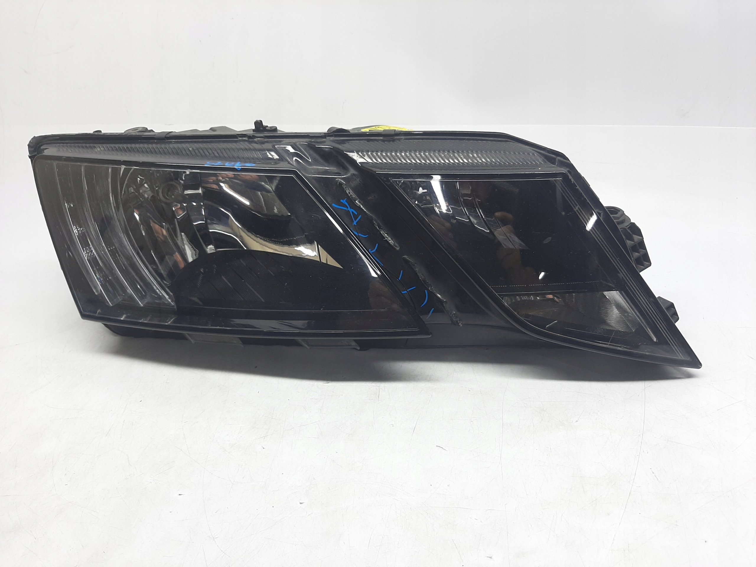 SKODA OCTAVIA III LIFT LAMPA REFLEKTOR PRAWY PRZÓD PRZEDNI 5E1941016C