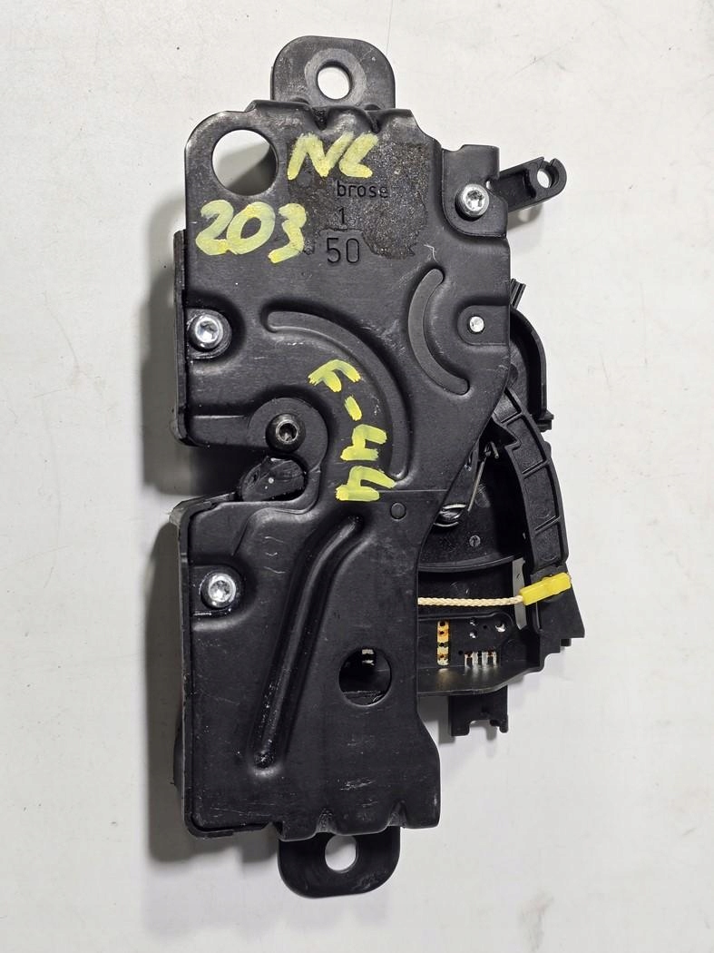 BMW 2 GRAN COUPE F44 ZAMEK KLAPY TYŁ ZAMEK KLAPY TYŁ F44