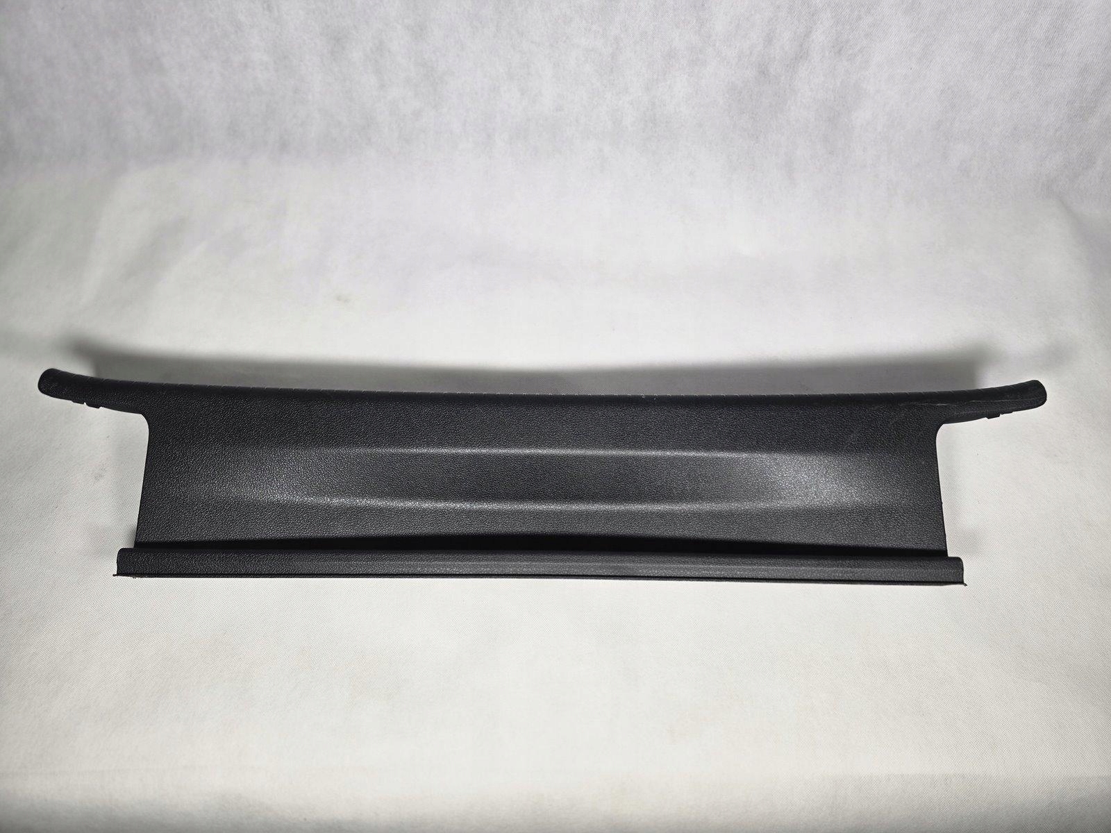VW GOLF VII HB OSŁONA PASA TYLNEGO TYŁ MASKOWNICA 5G6863459K