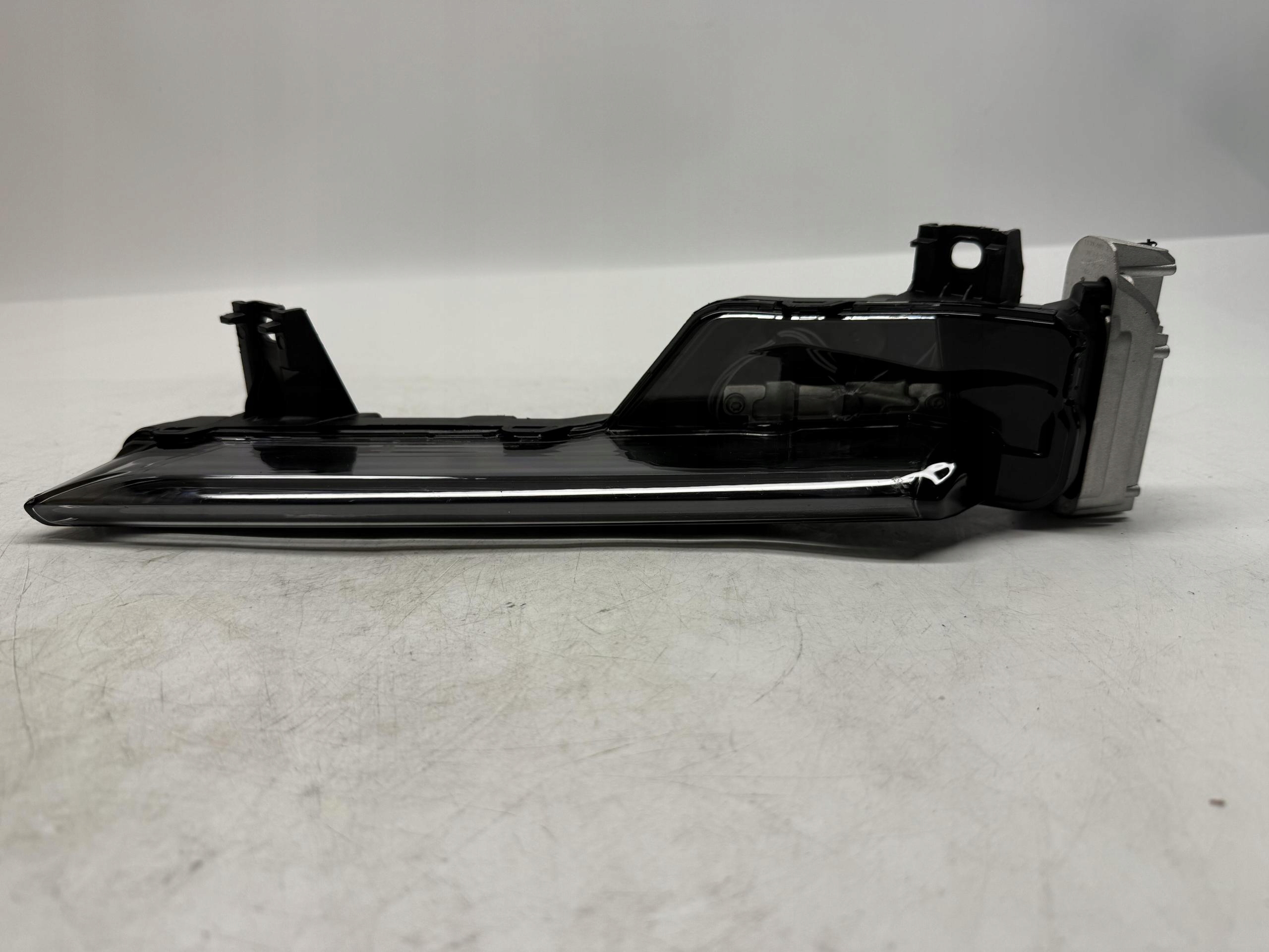 PORSCHE 911 992 LAMPA DO JAZDY DZIENNEJ DRL LEWY BLACK 992941107C