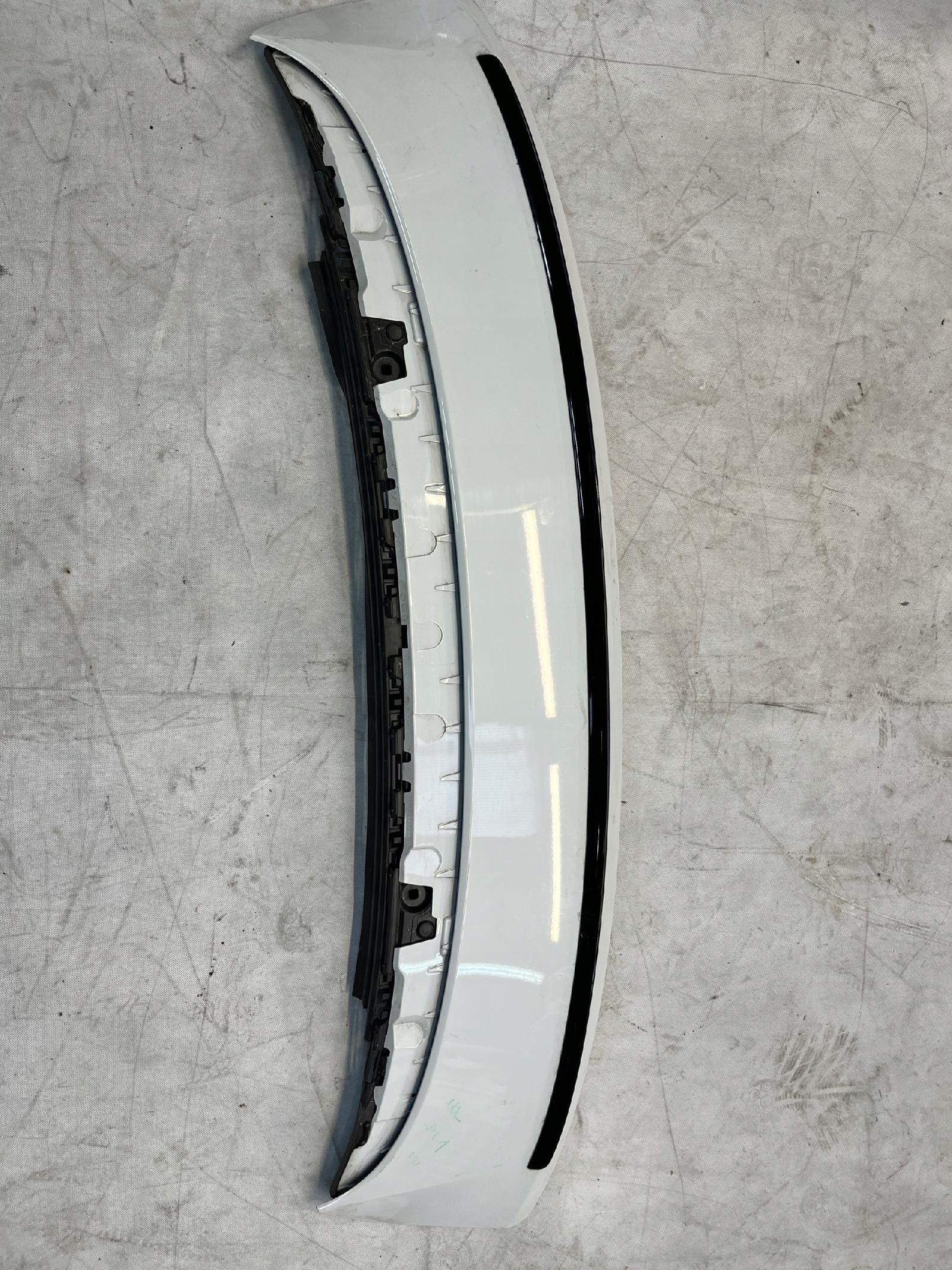 Porsche Cayenne Coupe Spoiler Lotka klapy dolny 9Y3827934