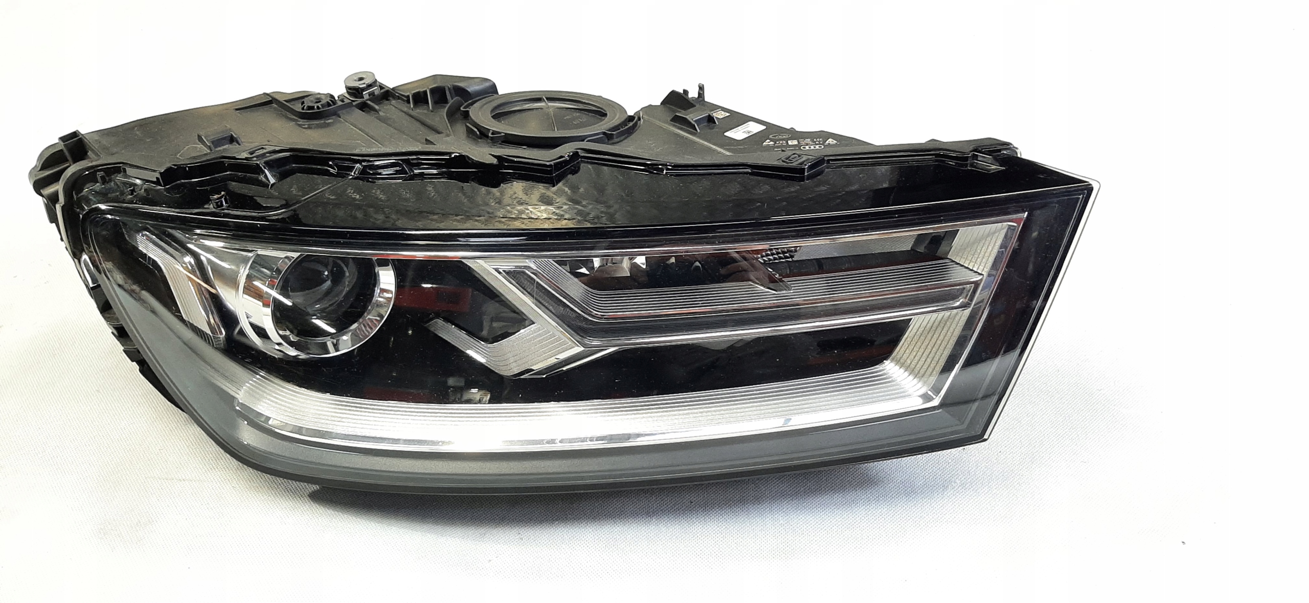 AUDI Q7 REFLEKTOR LAMPA FULL LED 4M0941006