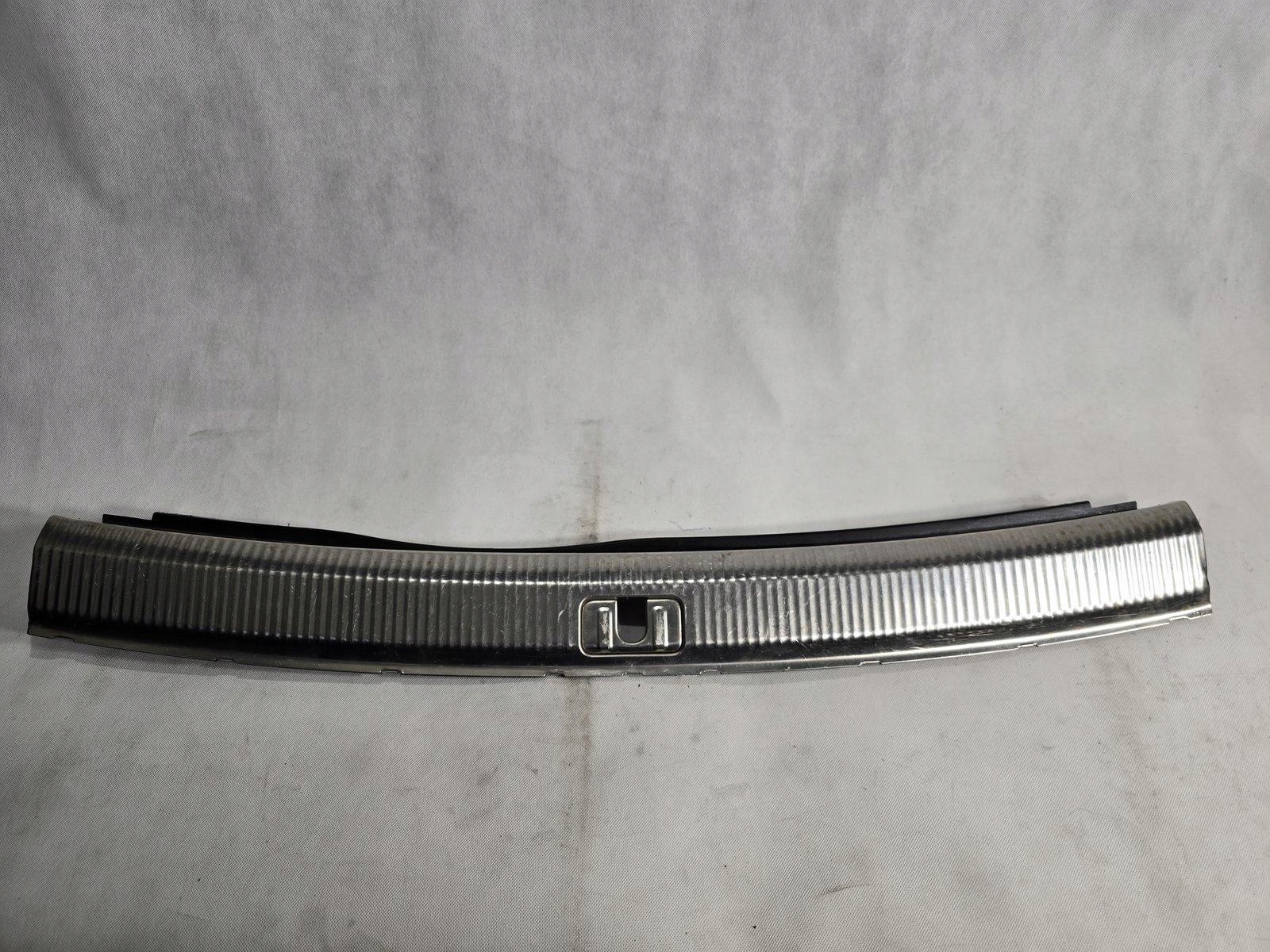 AUDI A6 S6 SR6 C6 AVANT OSŁONA PASA TYLNEGO TYŁ MASKOWNICA 4F9864483B