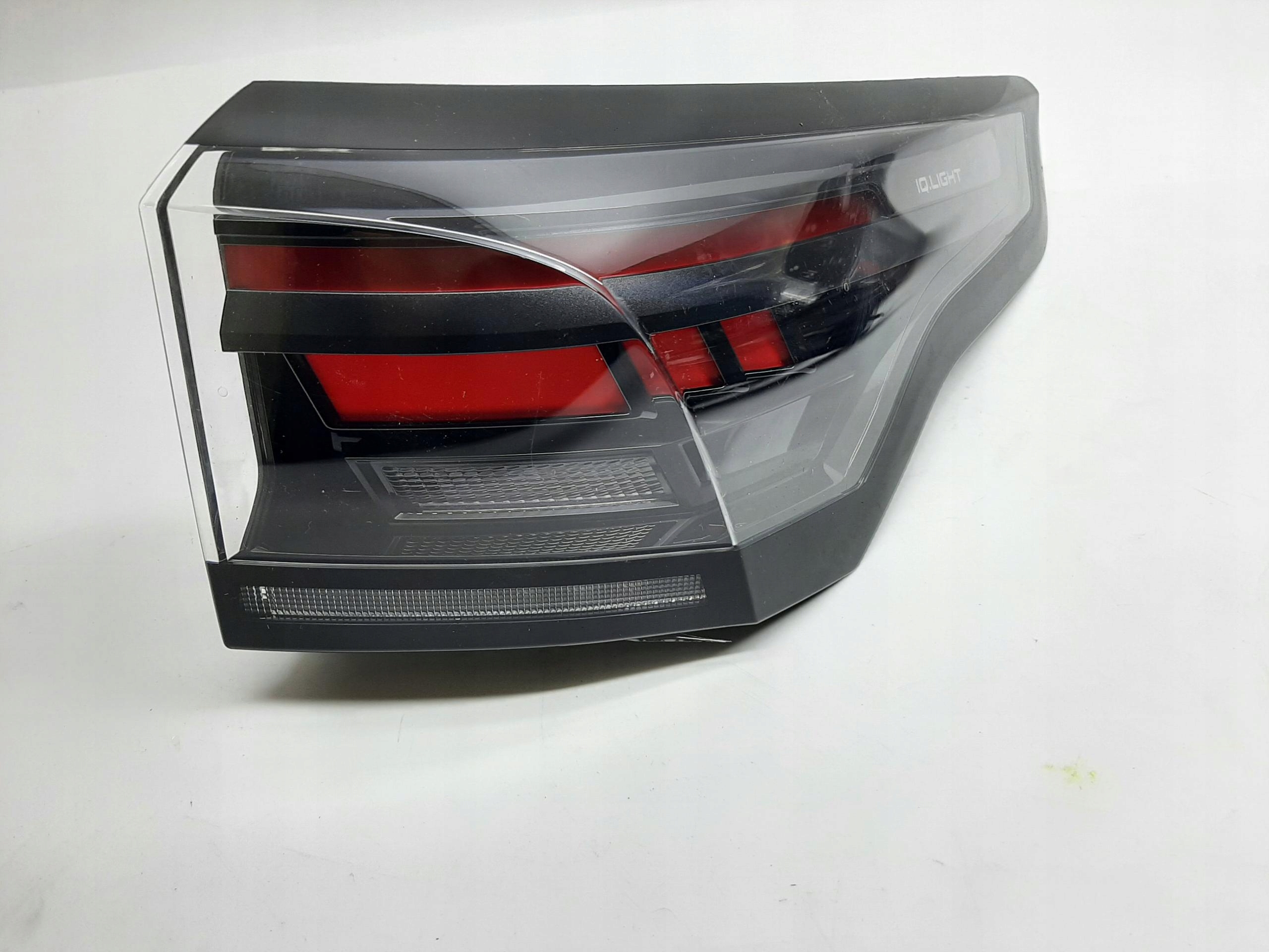 VW TIGUAN III 571 LAMPA PRAWA TYLNA TYŁ IQ LIGHT LED 571945208A