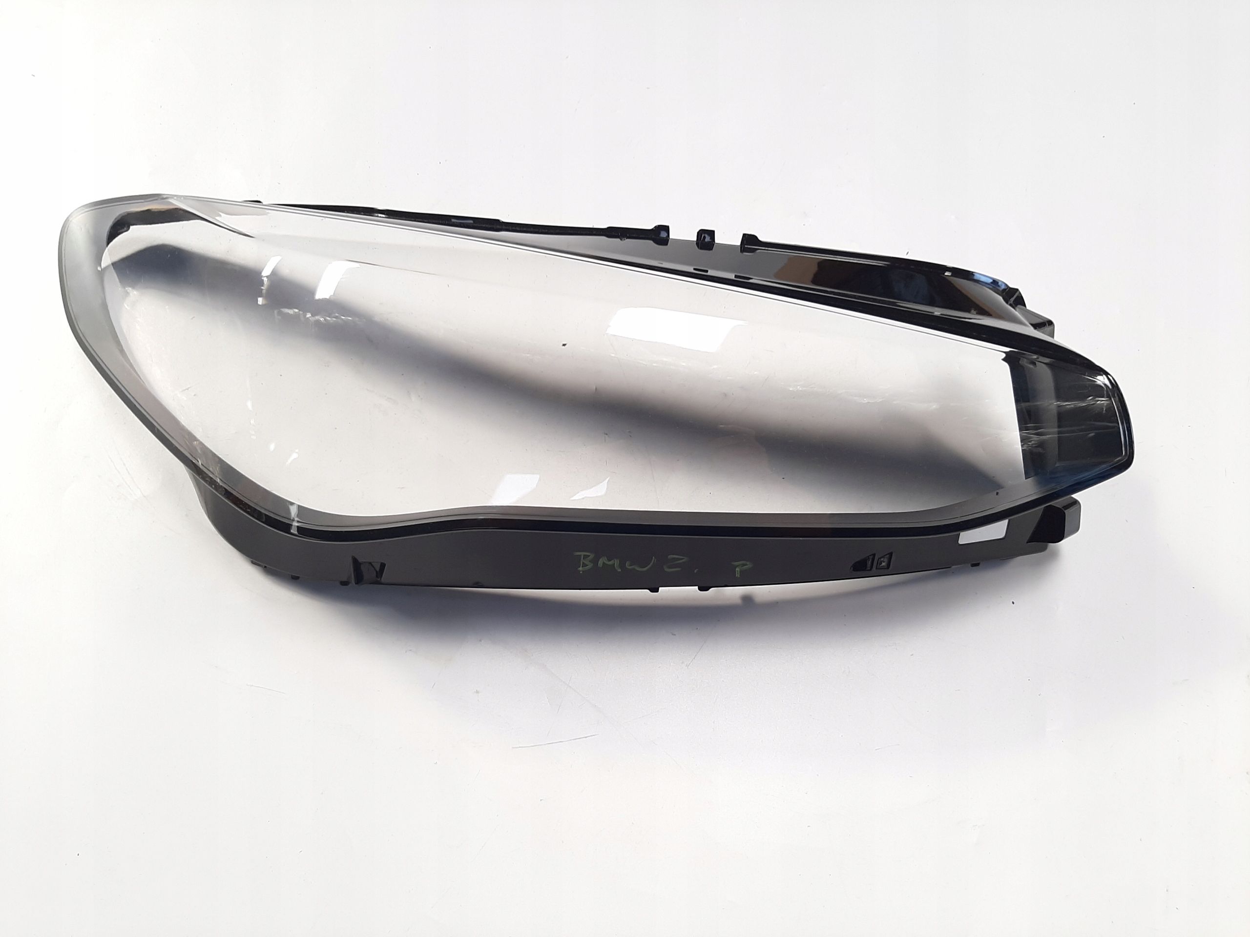 BMW Seria 2 Szkło Reflektora Prawa