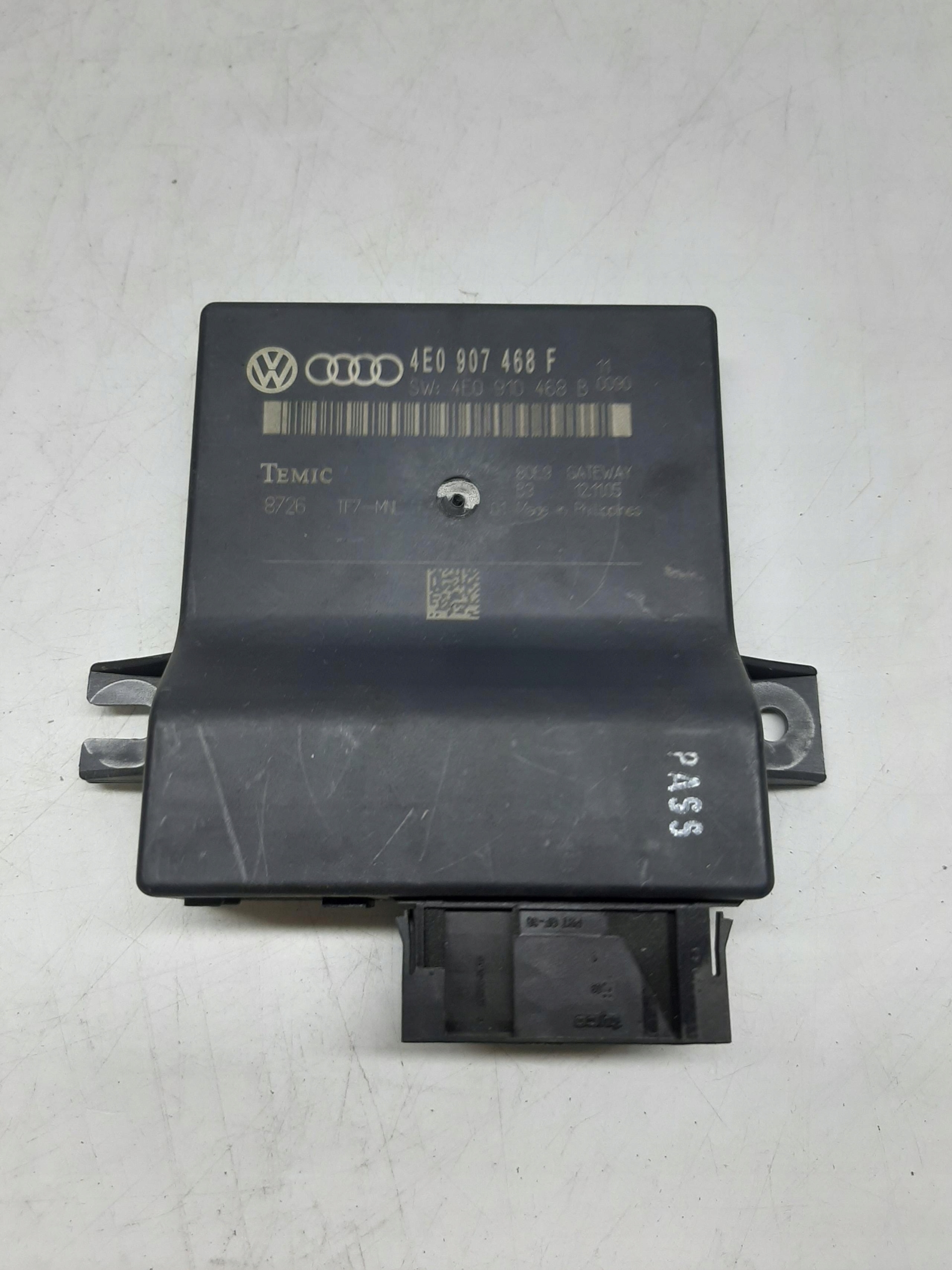 AUDI A8 D3 MODUŁ INTERFACE GATEWAY 4E0907468F 4E0910468B
