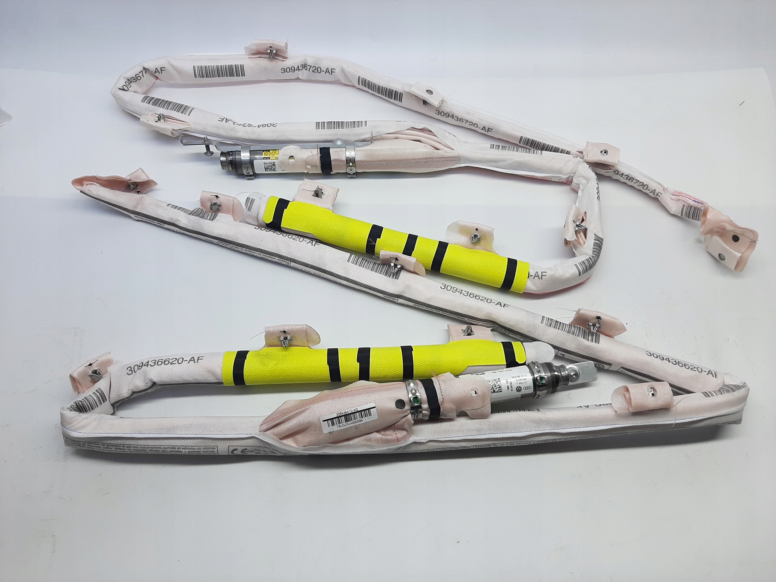 VW T-ROC Kurtyna dachowa Komplet LEWY PRAWY 2GA880741G 2GA880742G