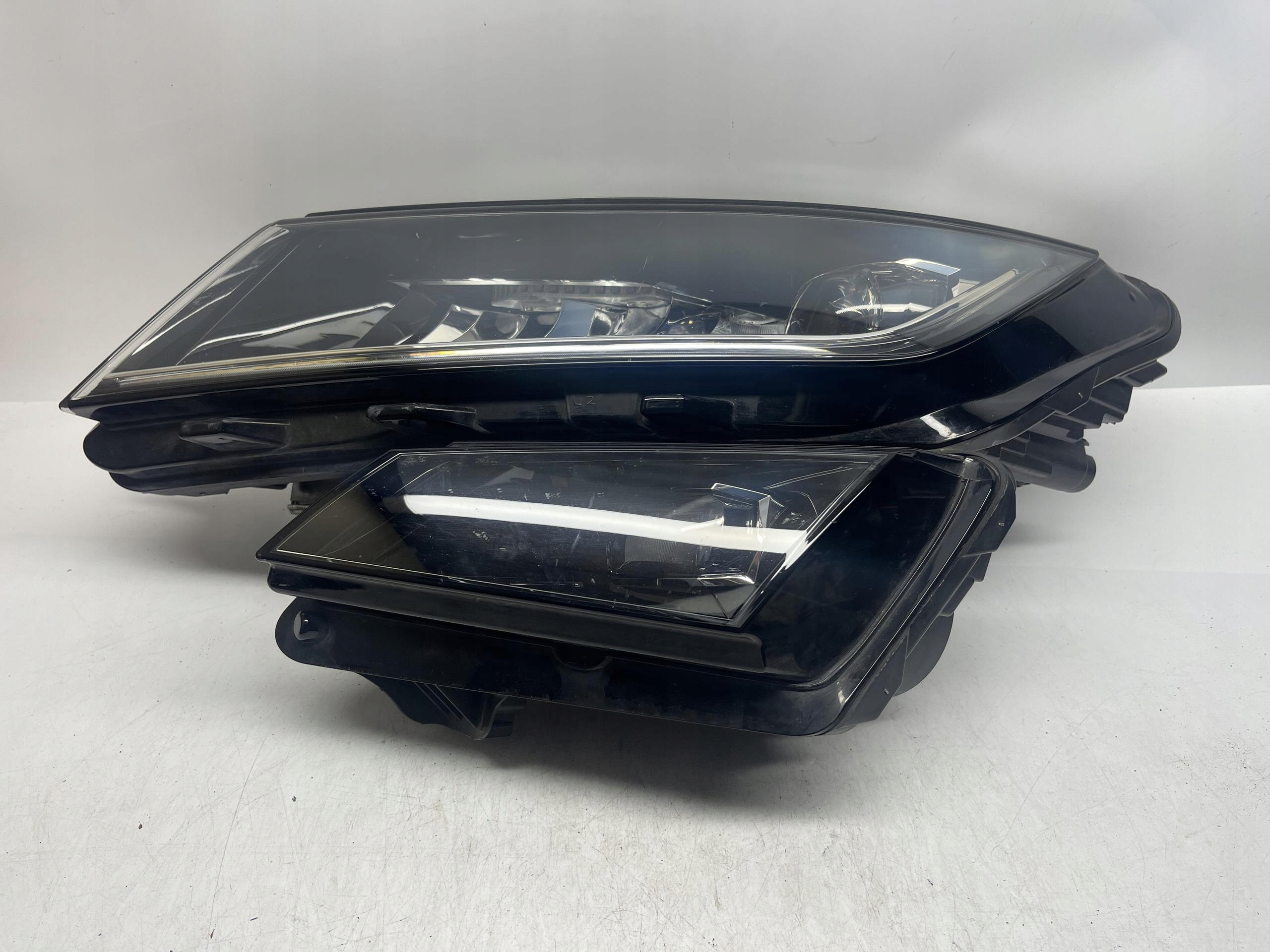 SKODA Kodiaq Reflektor Lampra Przód Lewy Led 566941015C