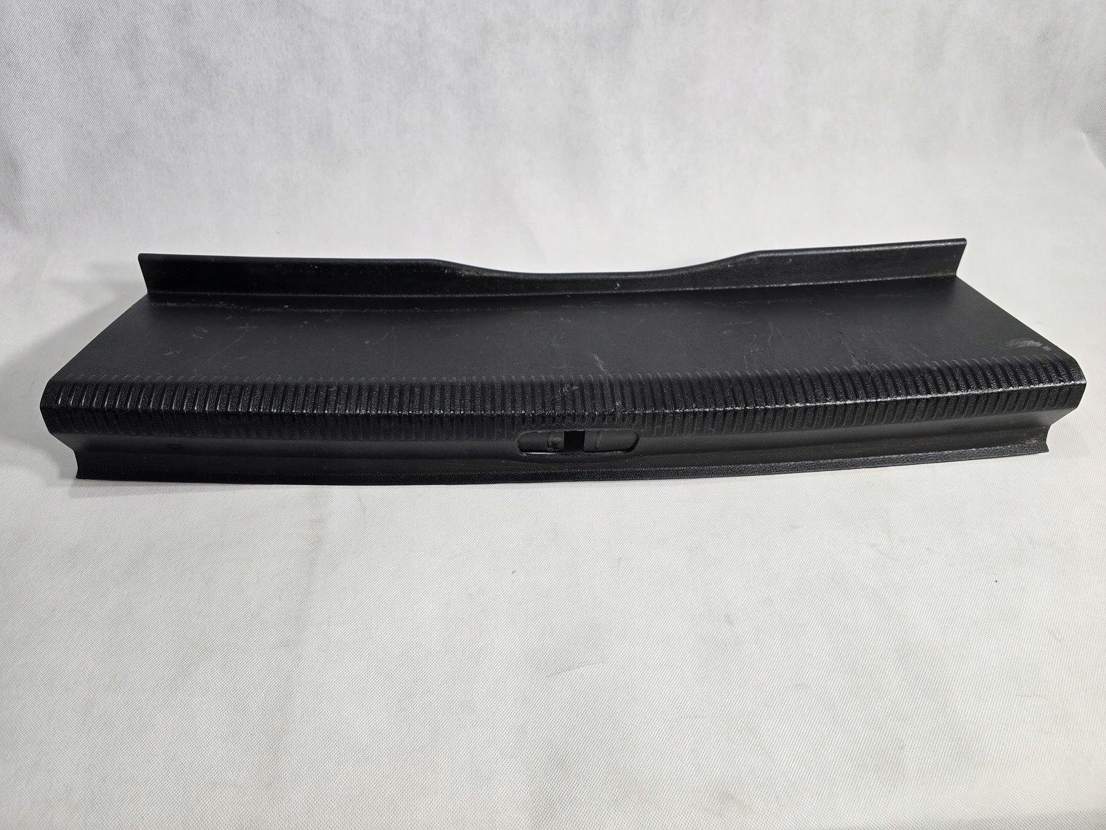 VW PASSAT CC OSŁONA PASA TYLNEGO TYŁ MASKOWNICA 3C8863485D 3C8863459