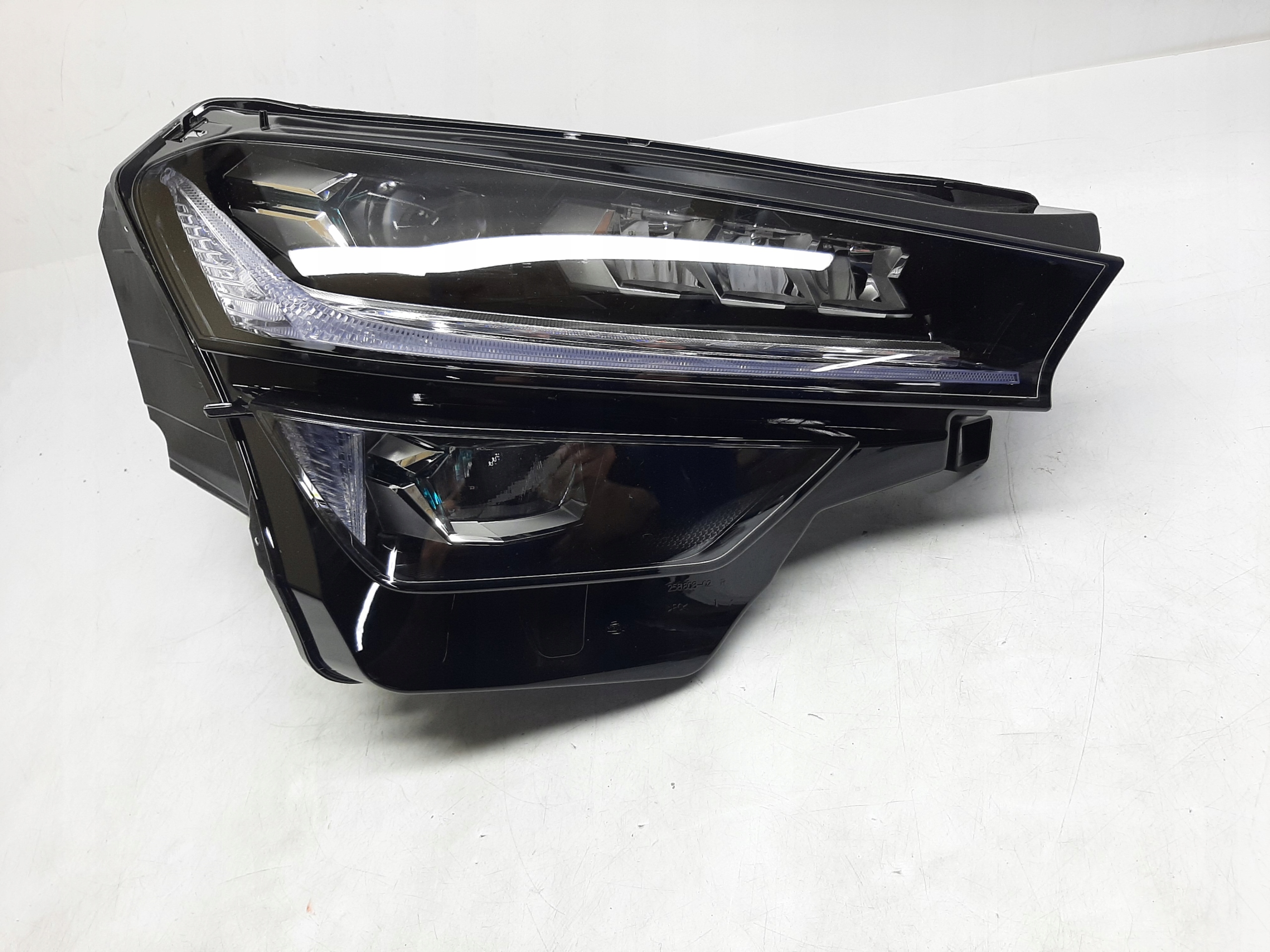SKODA KODIAQ II LAMPA REFLEKTOR PRAWY PRZÓD PRZEDNI LED 57H941036A