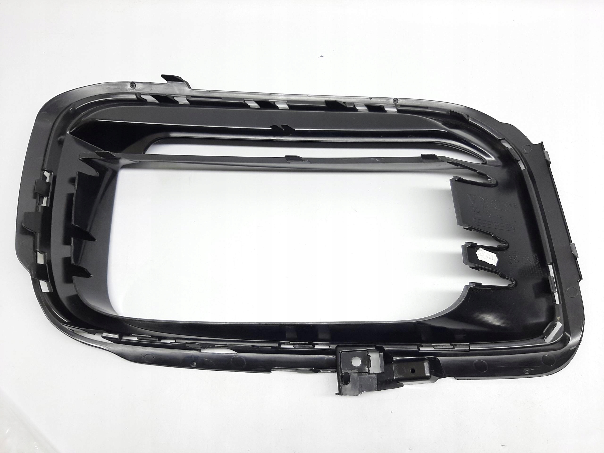 PORSCHE CAYENNE 9Y KRATKA ZDERZAKA PRAWA 9Y0807796B