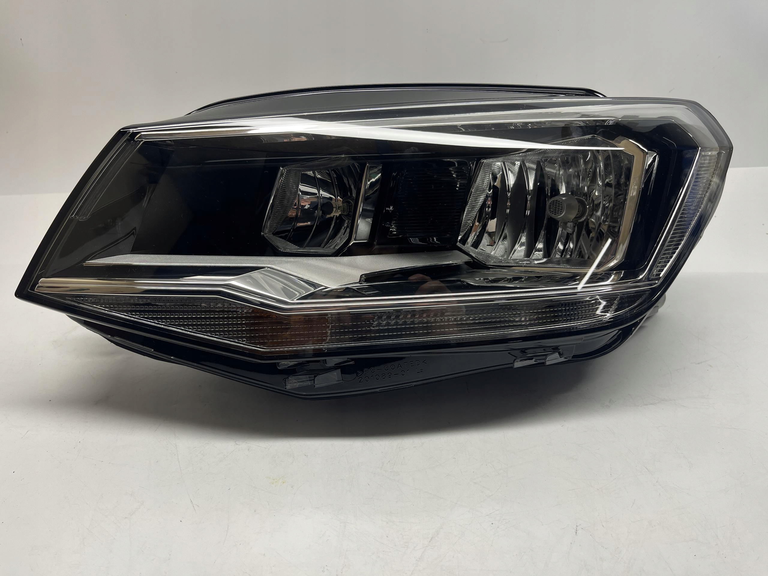 Volkswagen Caddy IV Reflektor Lampa Lewa 2K1941005A