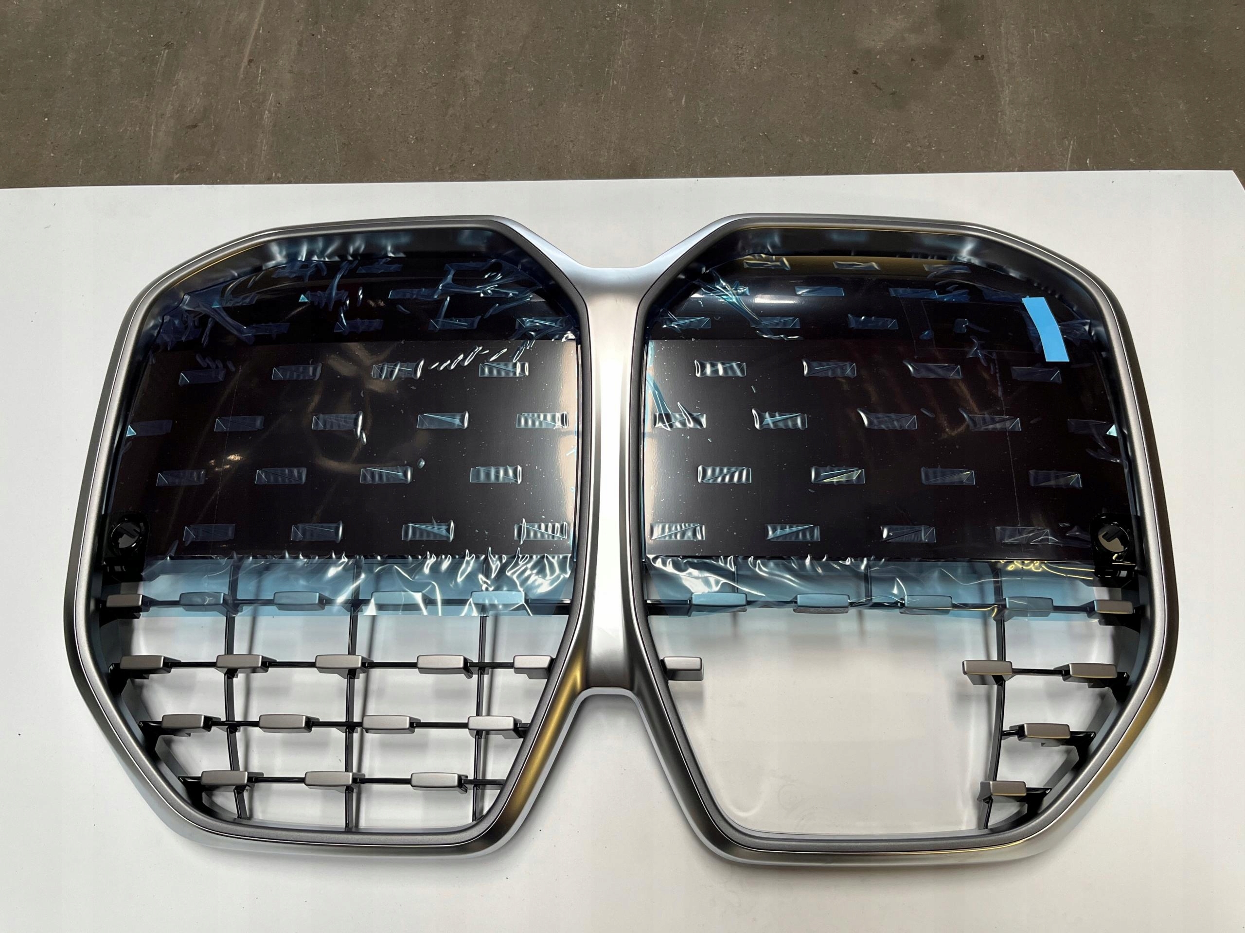 BMW Seria 4 G26 Coupe Kratka Grill Atrapa Srebrno Szara Radar 873856301