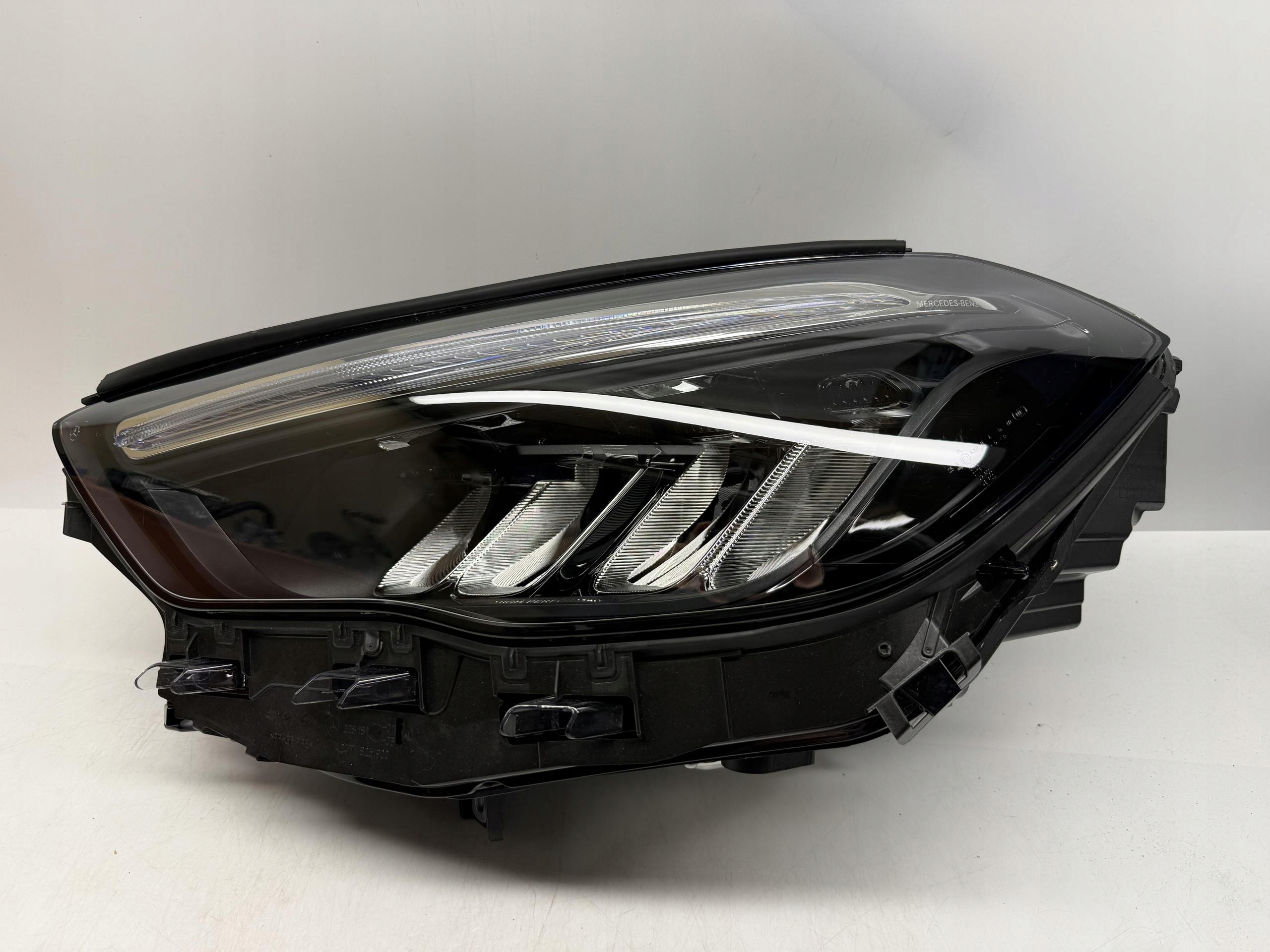 MERCEDES-BENZ GLA W247 REFLEKTOR LAMPA LEWY LEWA PRZÓD LED A2479063504