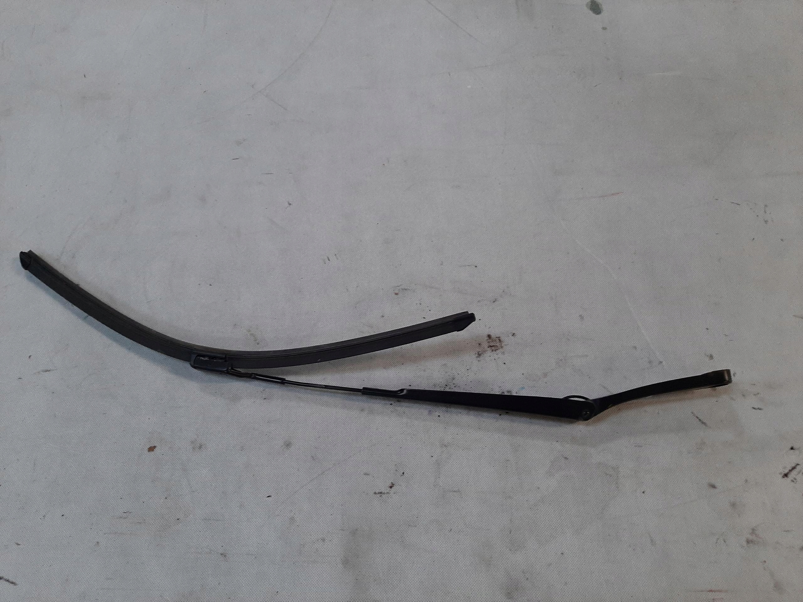 SKODA RAPID RAMIĘ WYCIERACZKI LEWY PRZÓD 5JB955409