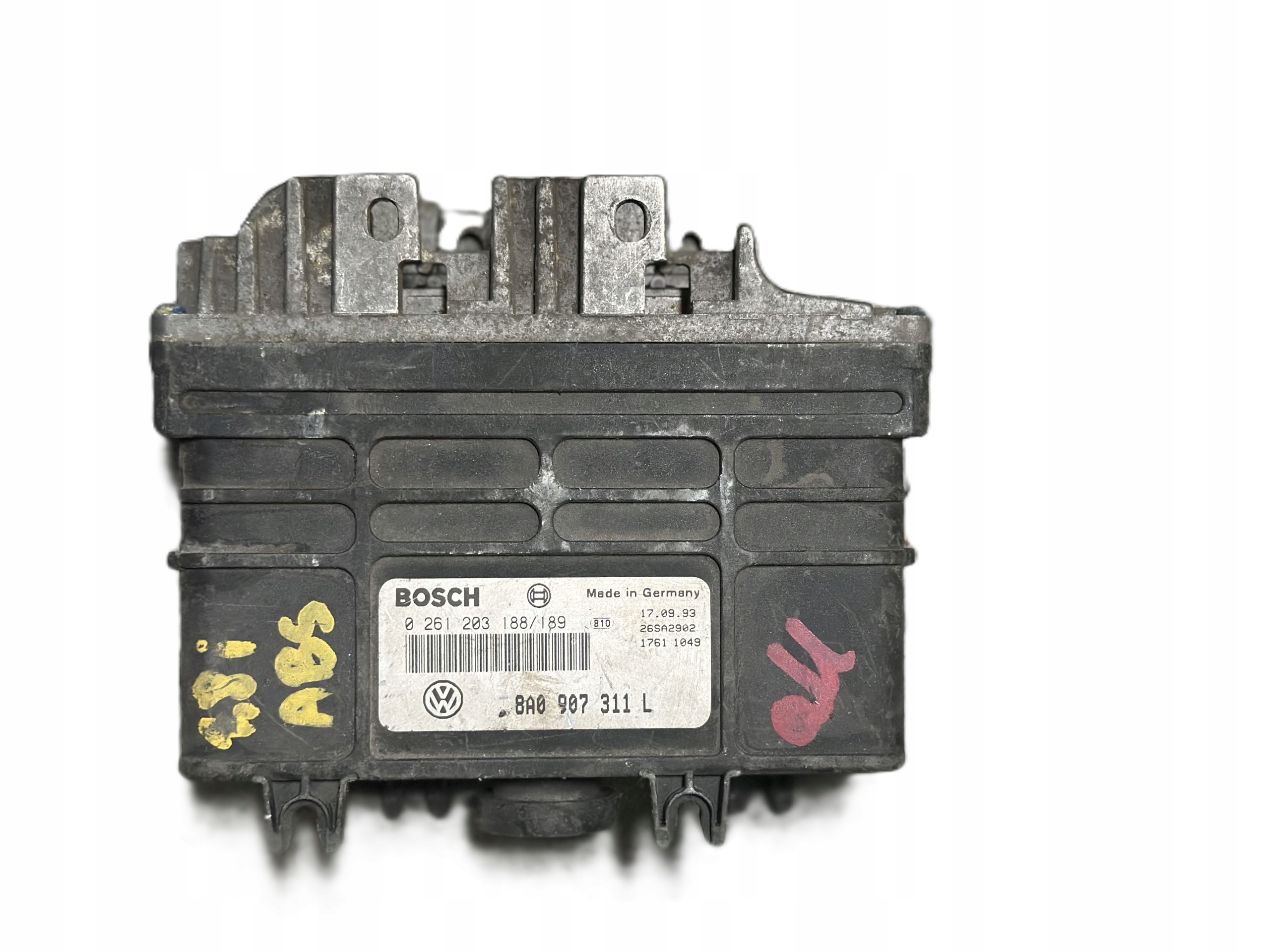 VOLKSWAGEN PASSAT B4 1.8 8V KOMPUTER STEROWNIK SILNIKA 8A0907311L
