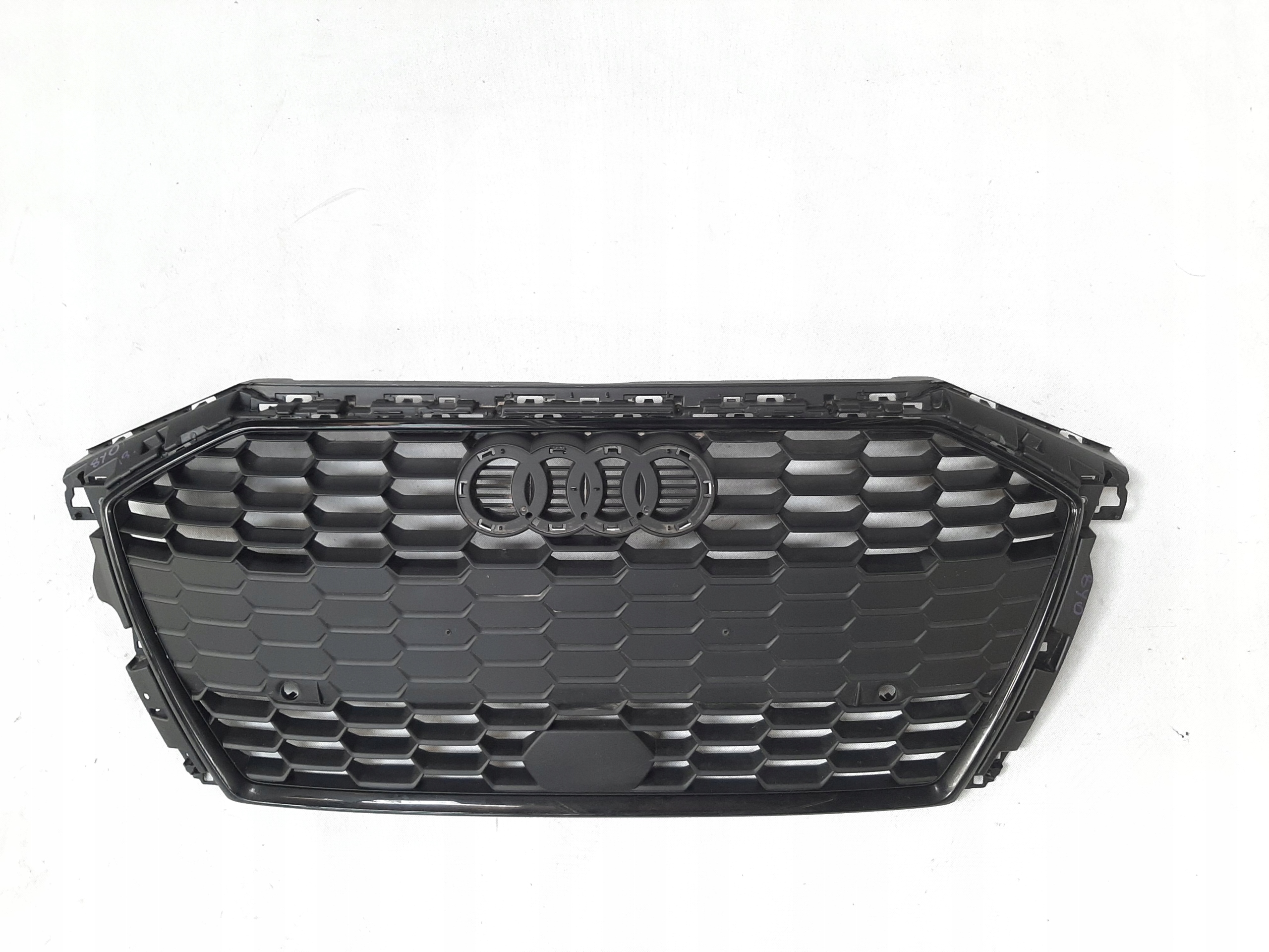 AUDI A3 8Y ATRAPA GRILL ZDERZAKA S-LINE 8Y0853651B