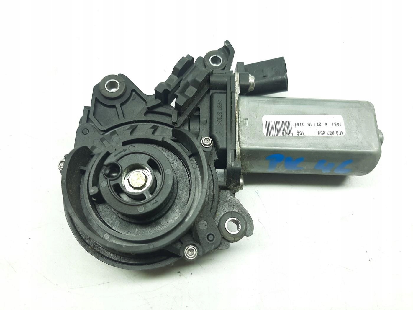 AUDI A6 C8 A8 D4 S8 SILNICZEK DOCIĄG DRZWI PRAWY PRZÓD 4F0837060
