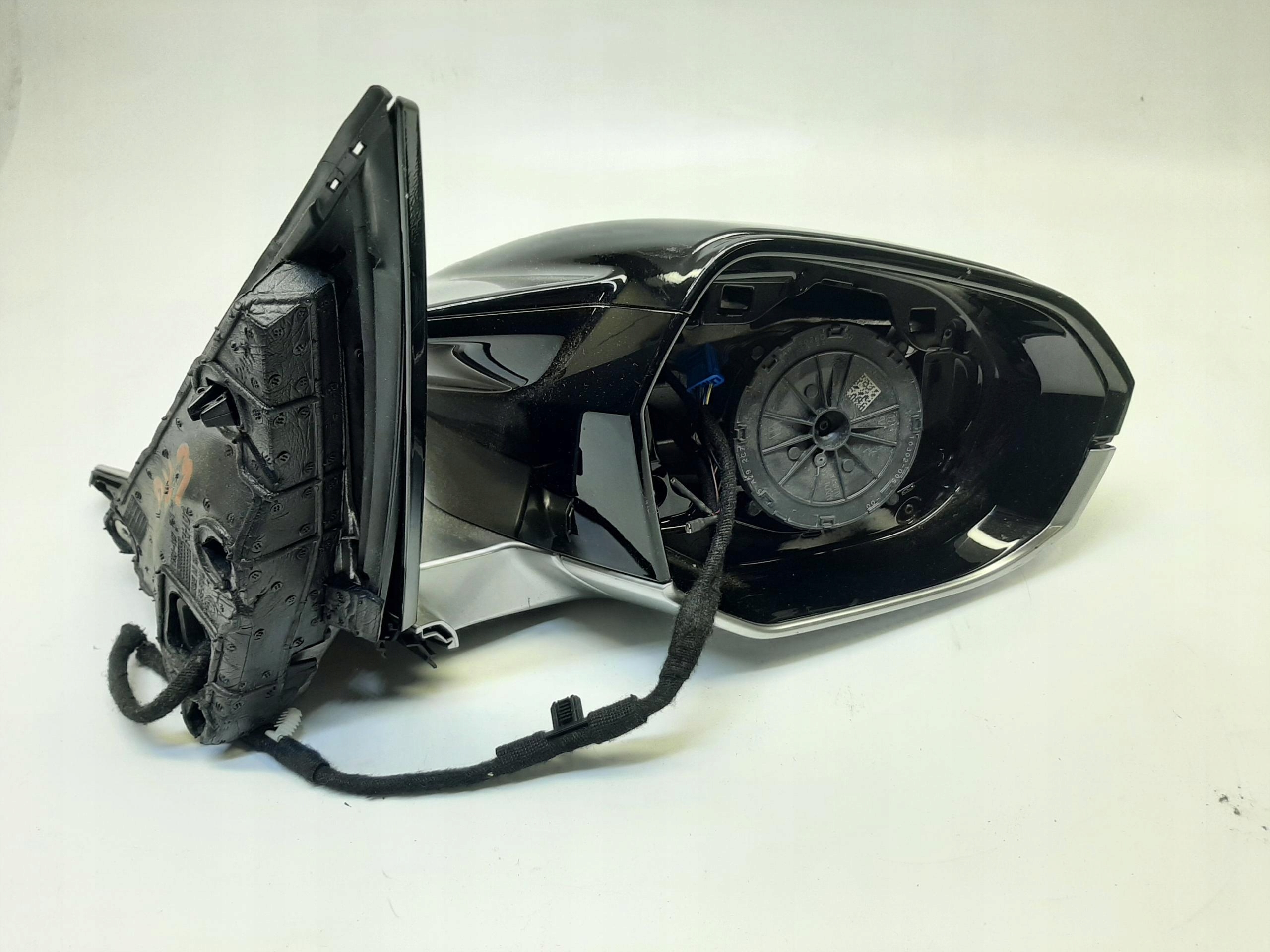BMW 7 G70 LUSTERKO ZEWNĘTRZNE PRAWE BEZ WKŁADU