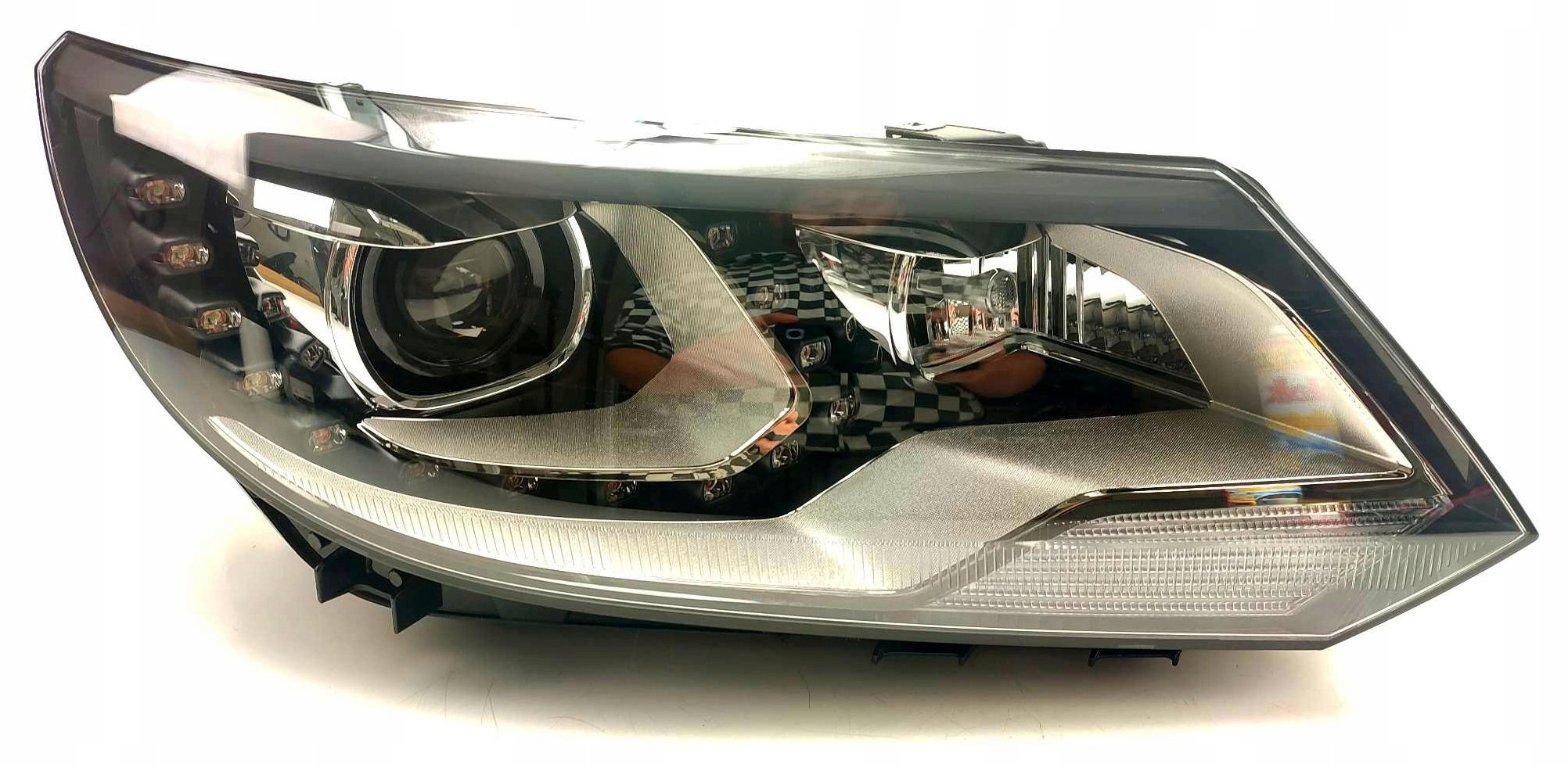 VW TIGUAN LAMPA REFLEKTOR PRAWA 5N0941752B HELLA oryginał 2010/2016