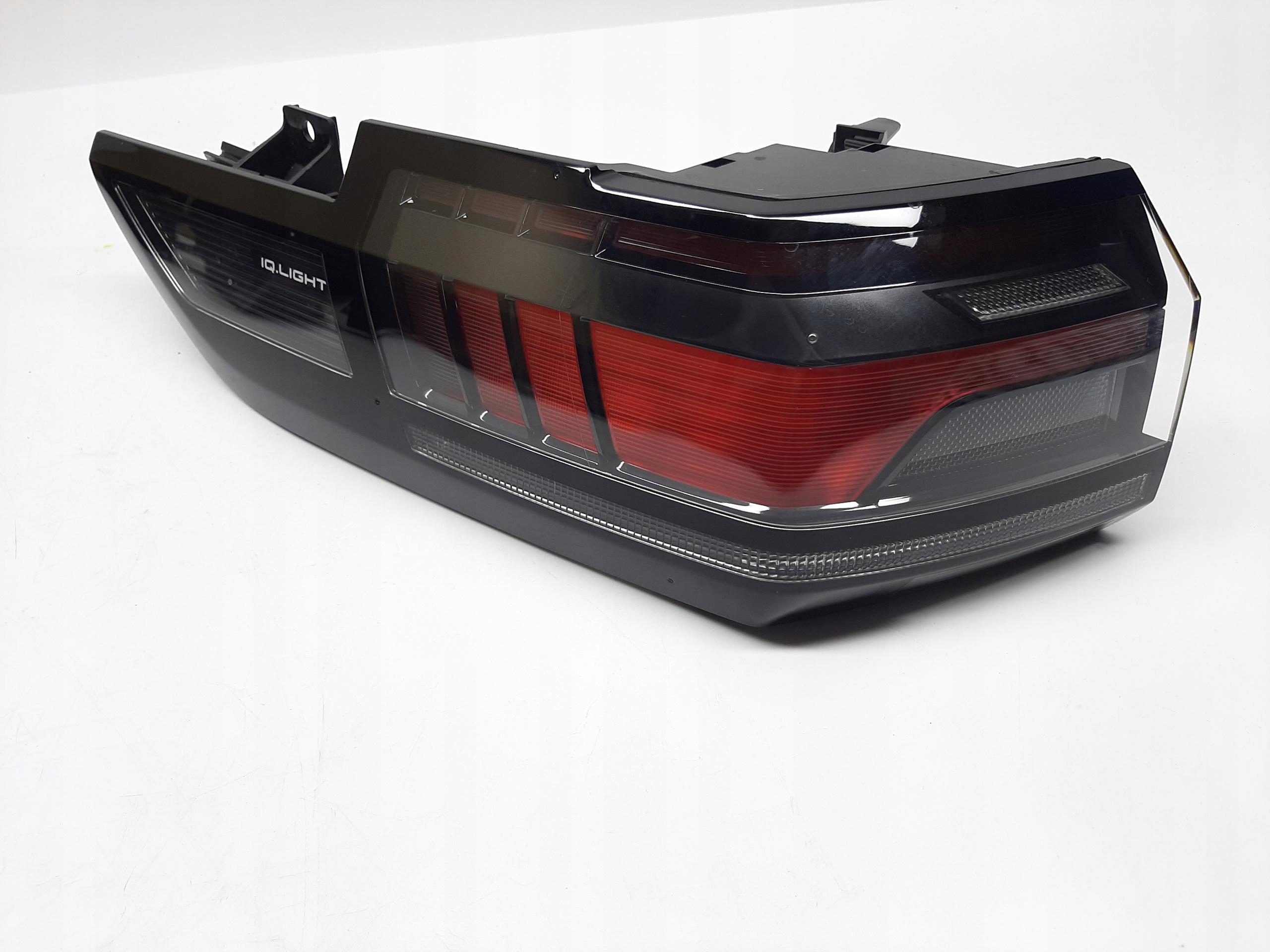 VW ID.BUZZ LAMPA LEWA TYLNA TYŁ IQ LIGHT LED 1T3945207E