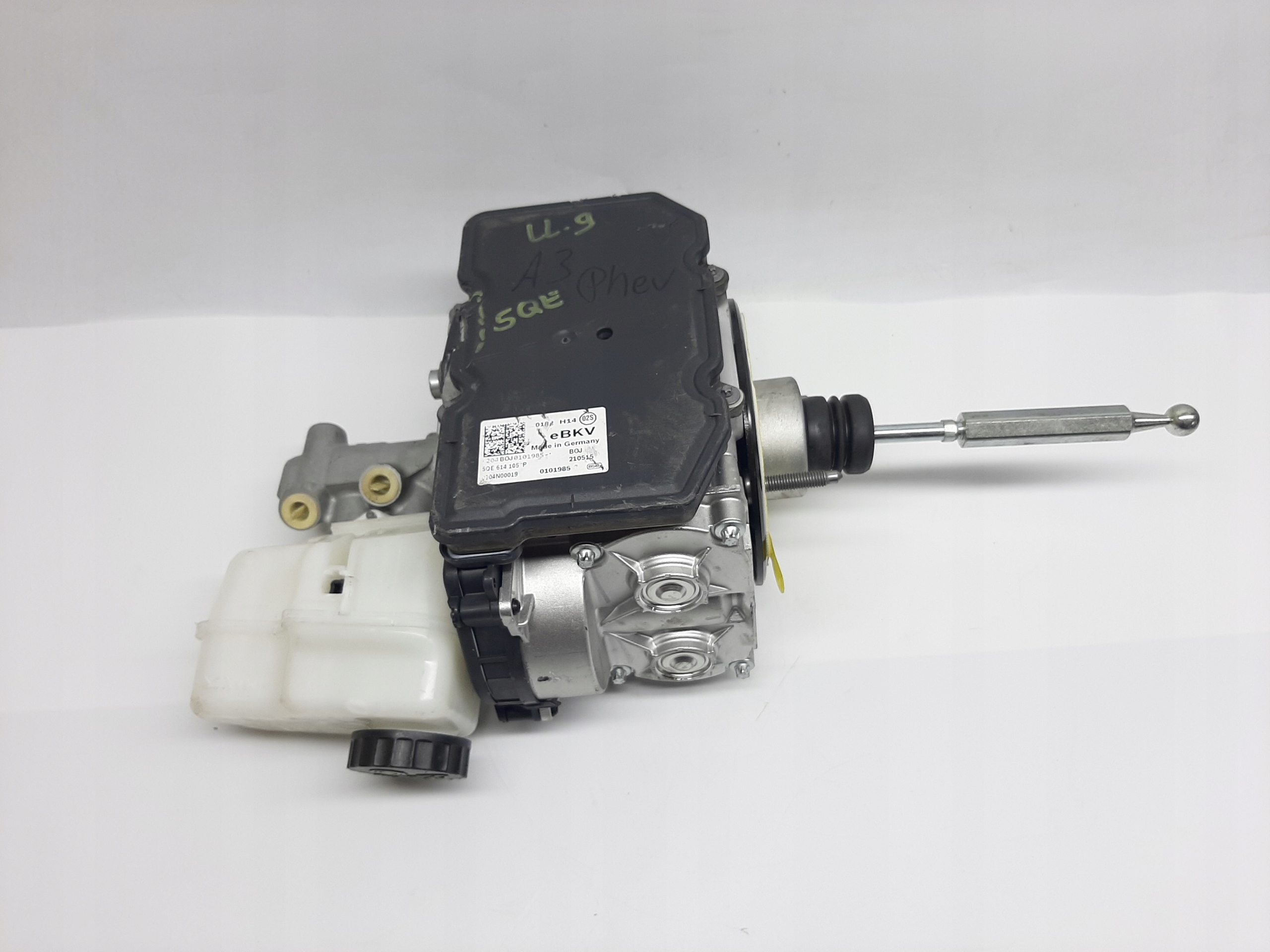AUDI A3 E-TRON VW E-GOLF SERWO POMPA HAMULCOWA 5QE614105P