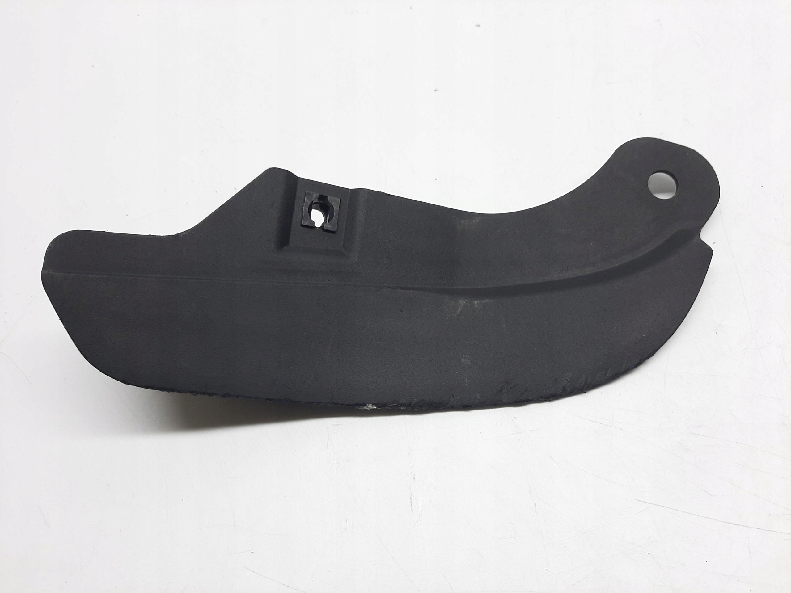 AUDI A4 B6 B7 CHLAPACZ BŁOTNIK OSŁONA DOKŁADKA PRAWY PRZÓD 8E0853888A
